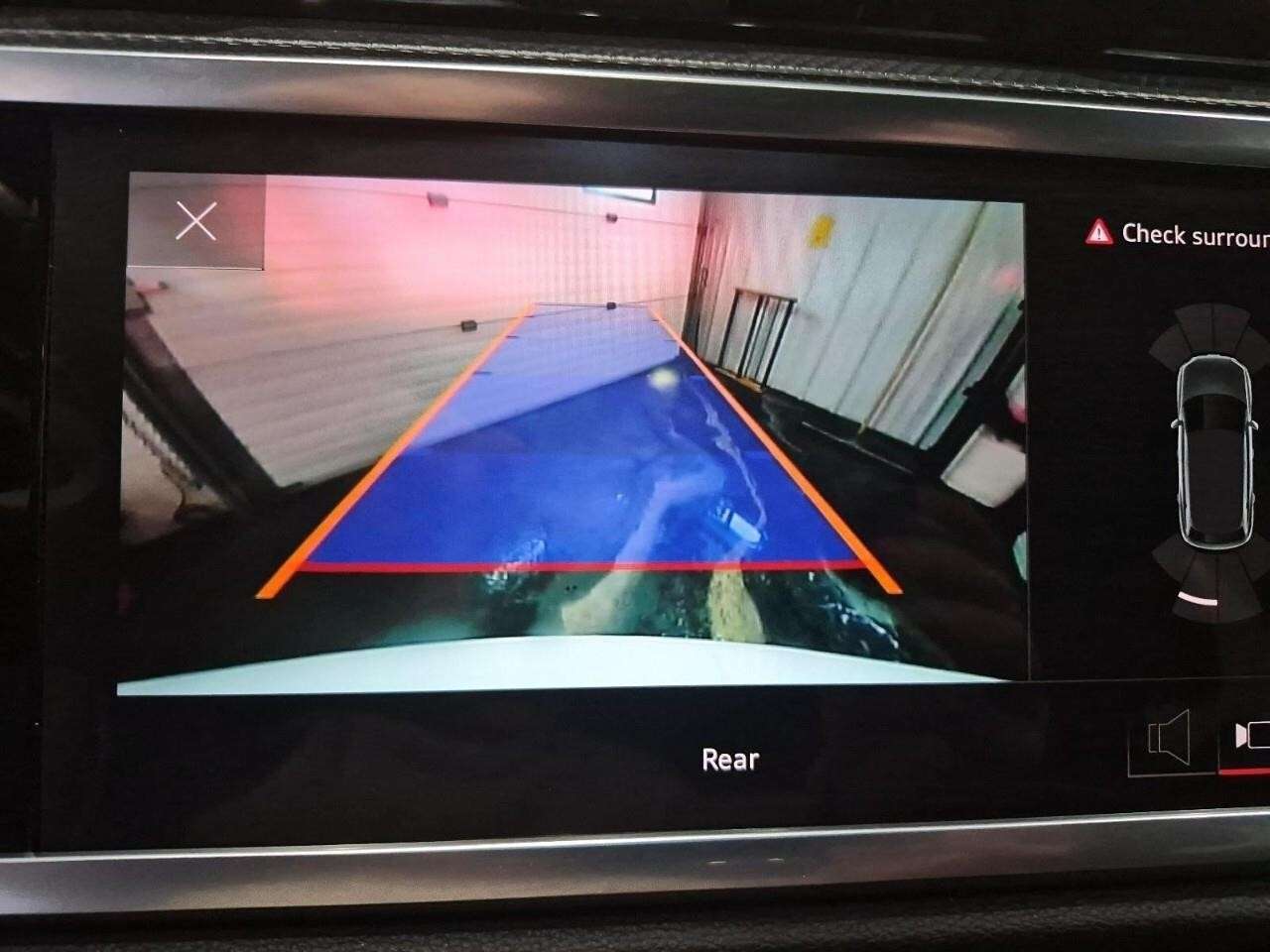 2024 Audi Q3 Progressiv 45 TFSI quattro thumb 16
