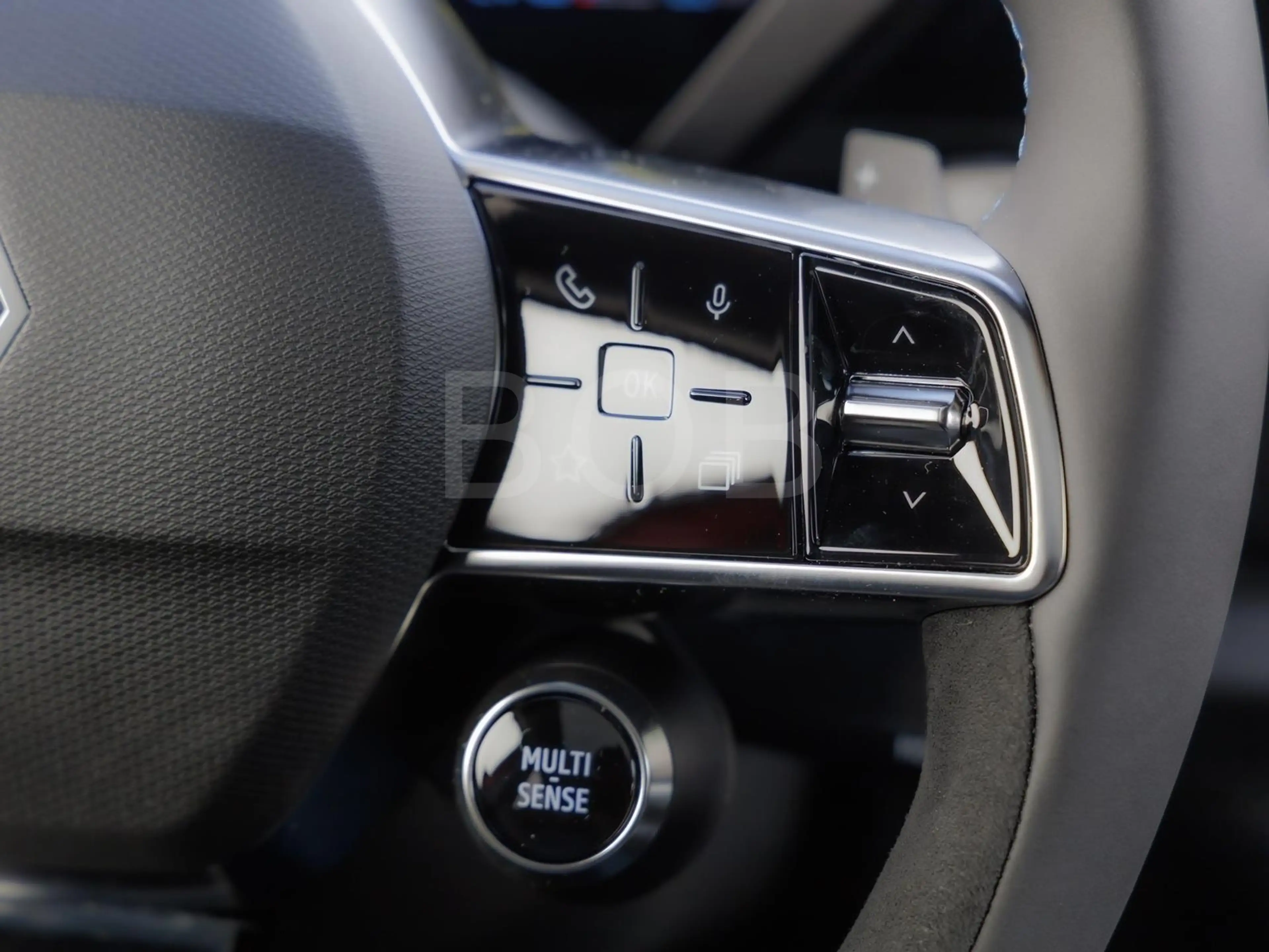 Renault Rafale Atelier Alpine Plug-in Hybrid 300 4x4 Winterreifen PGD — photo 10