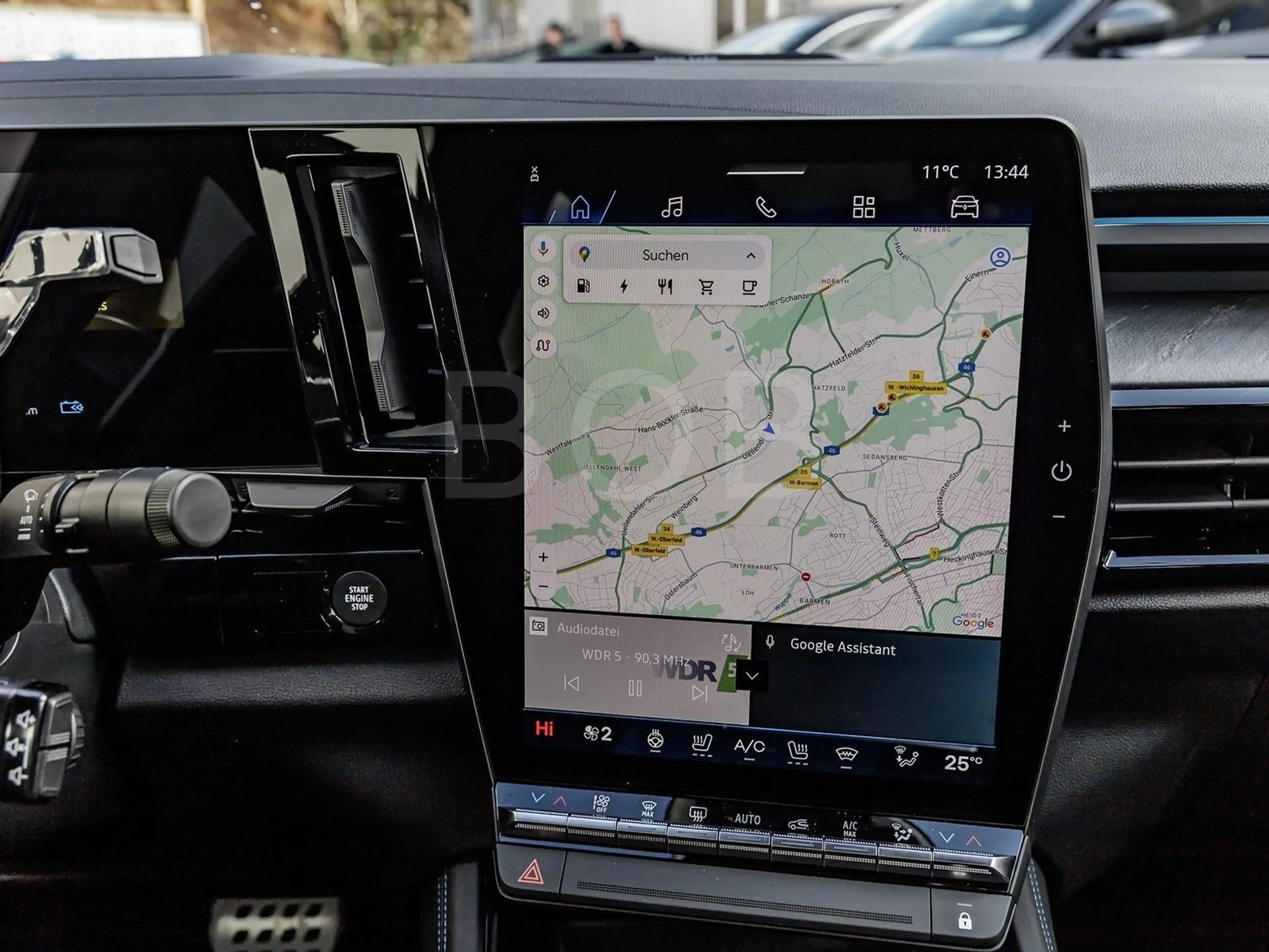 Renault Rafale Atelier Alpine Plug-in Hybrid 300 4x4 Winterreifen PGD — photo 14