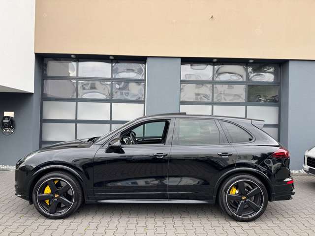 Porsche Cayenne Turbo S