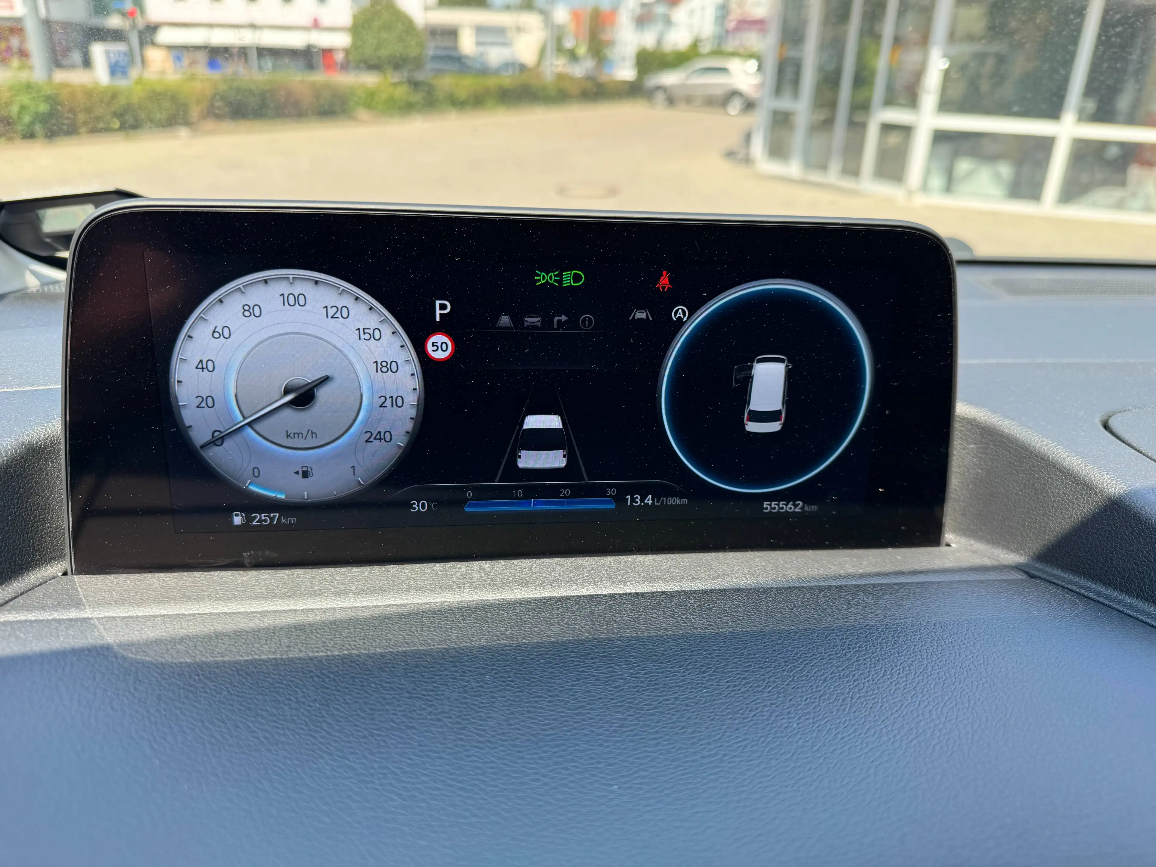 Hyundai STARIA Signature 4WD — photo 10
