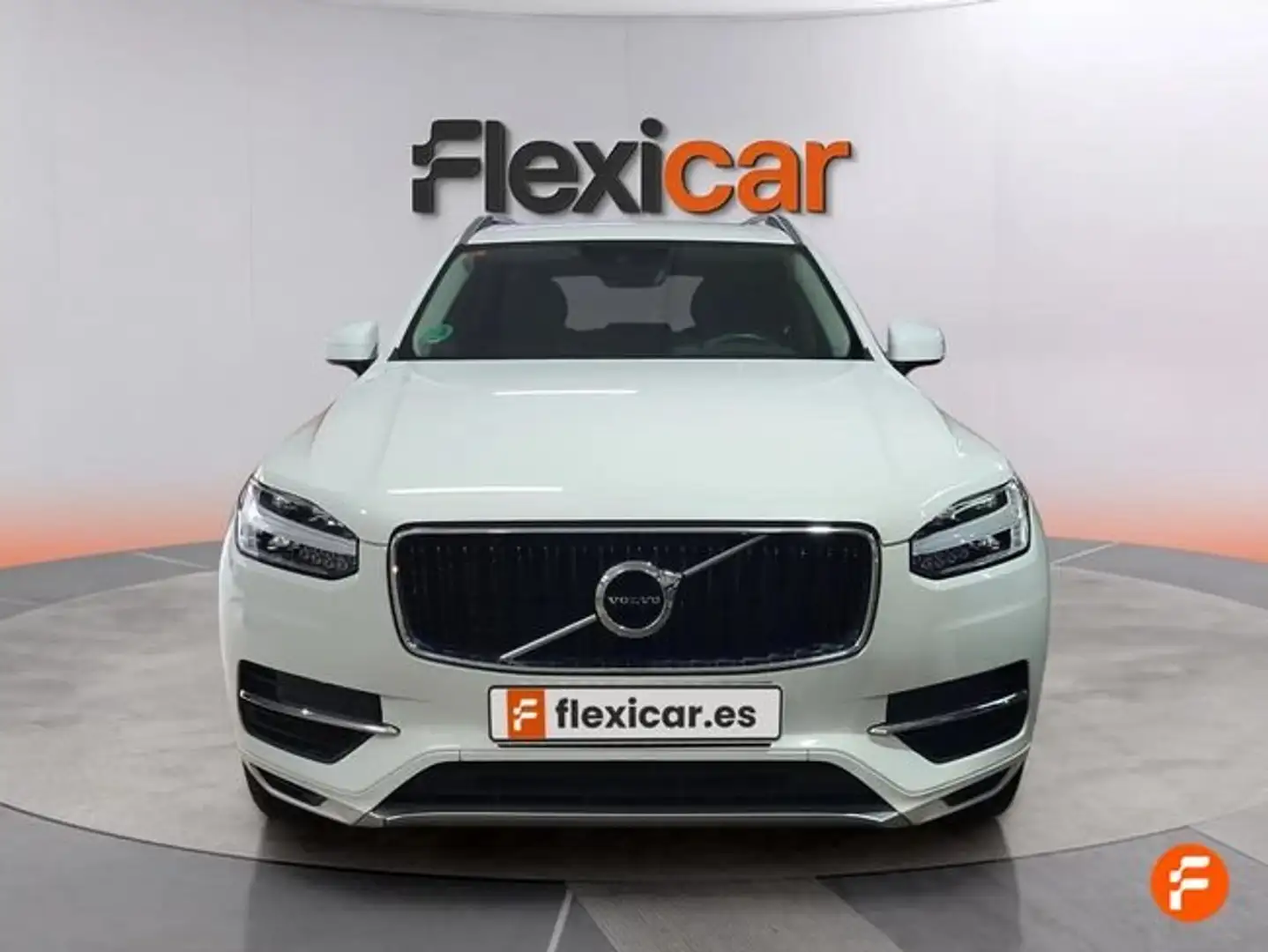 Volvo XC90 D5 Momentum 7pl. AWD 235 Aut. Blanco - 2