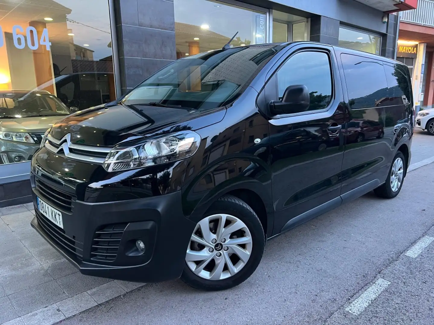 Citroen Jumpy Combi BlueHDI Talla M Confort 115 S&S Negro - 1