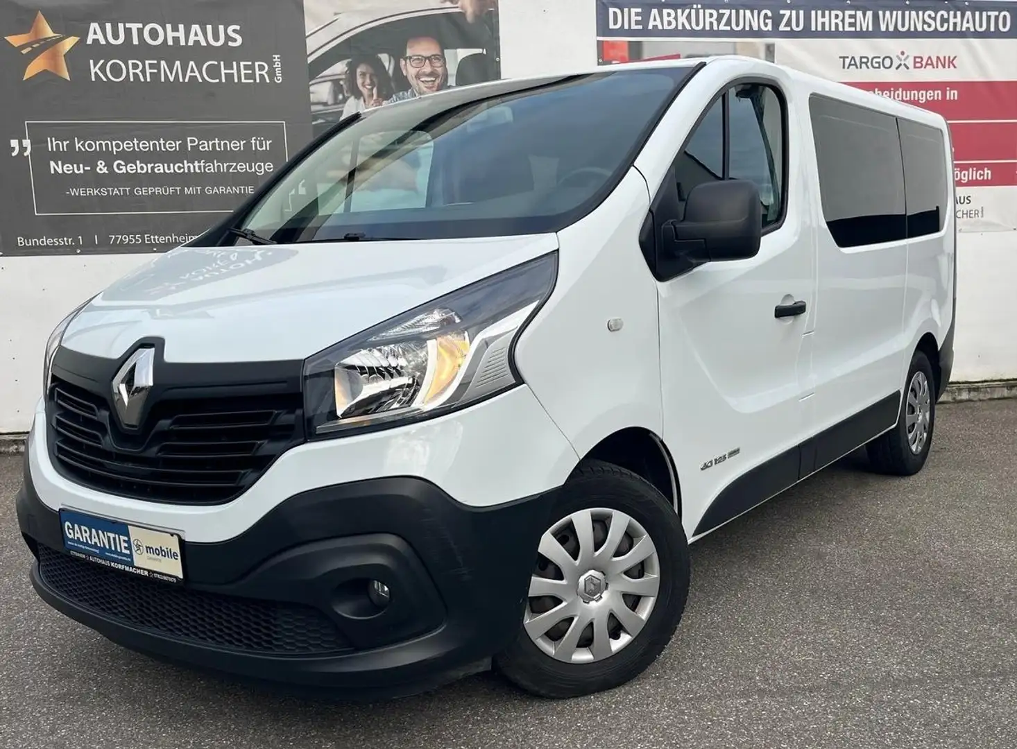 Renault Trafic 1,6 dCi 125 2,9t Expression NAVI R-CAMERA 9-SITZER - 1