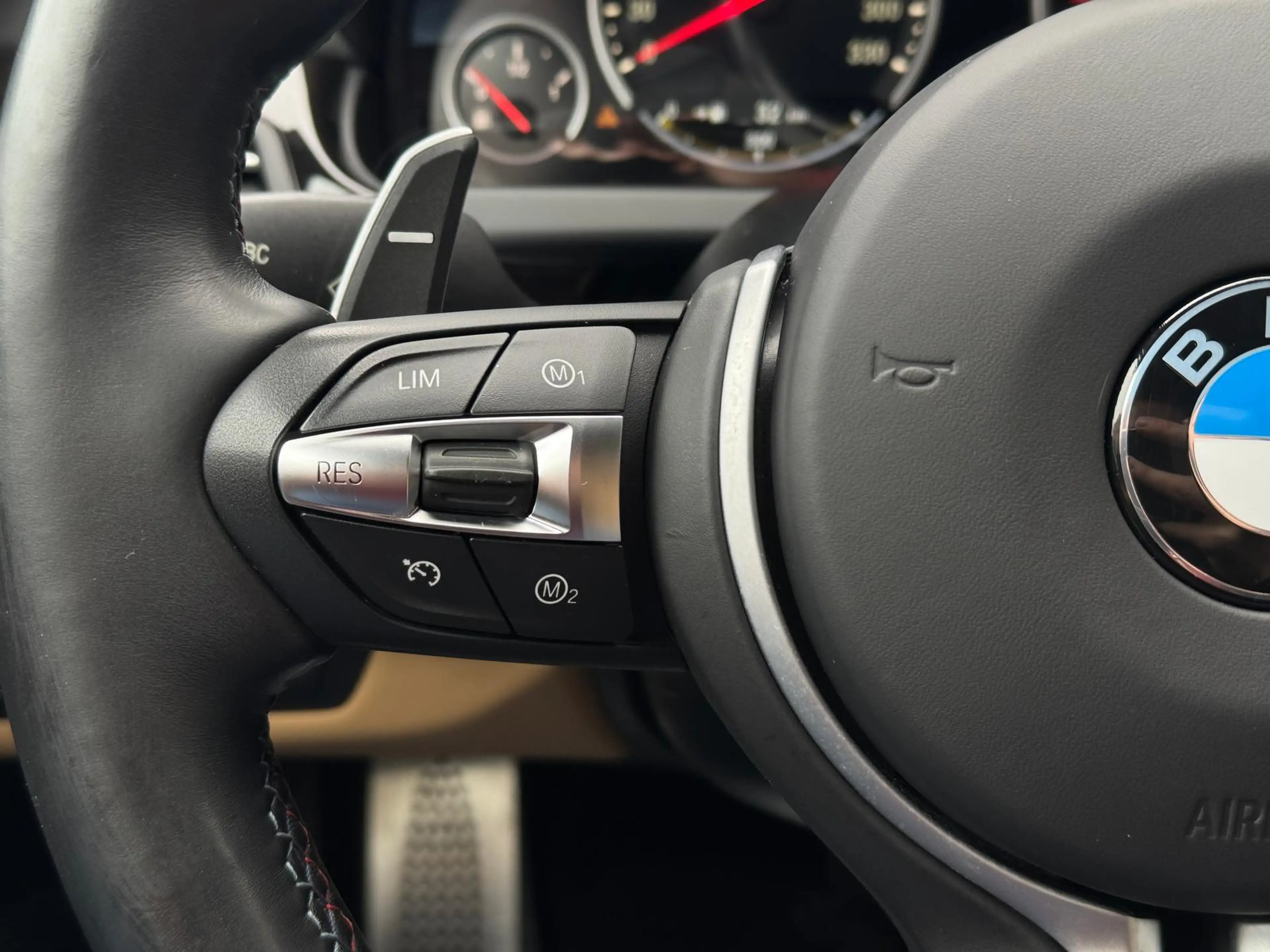 BMW M6 V8 Coupe B&O LED MerinoBiColor Soft Close TV — photo 13
