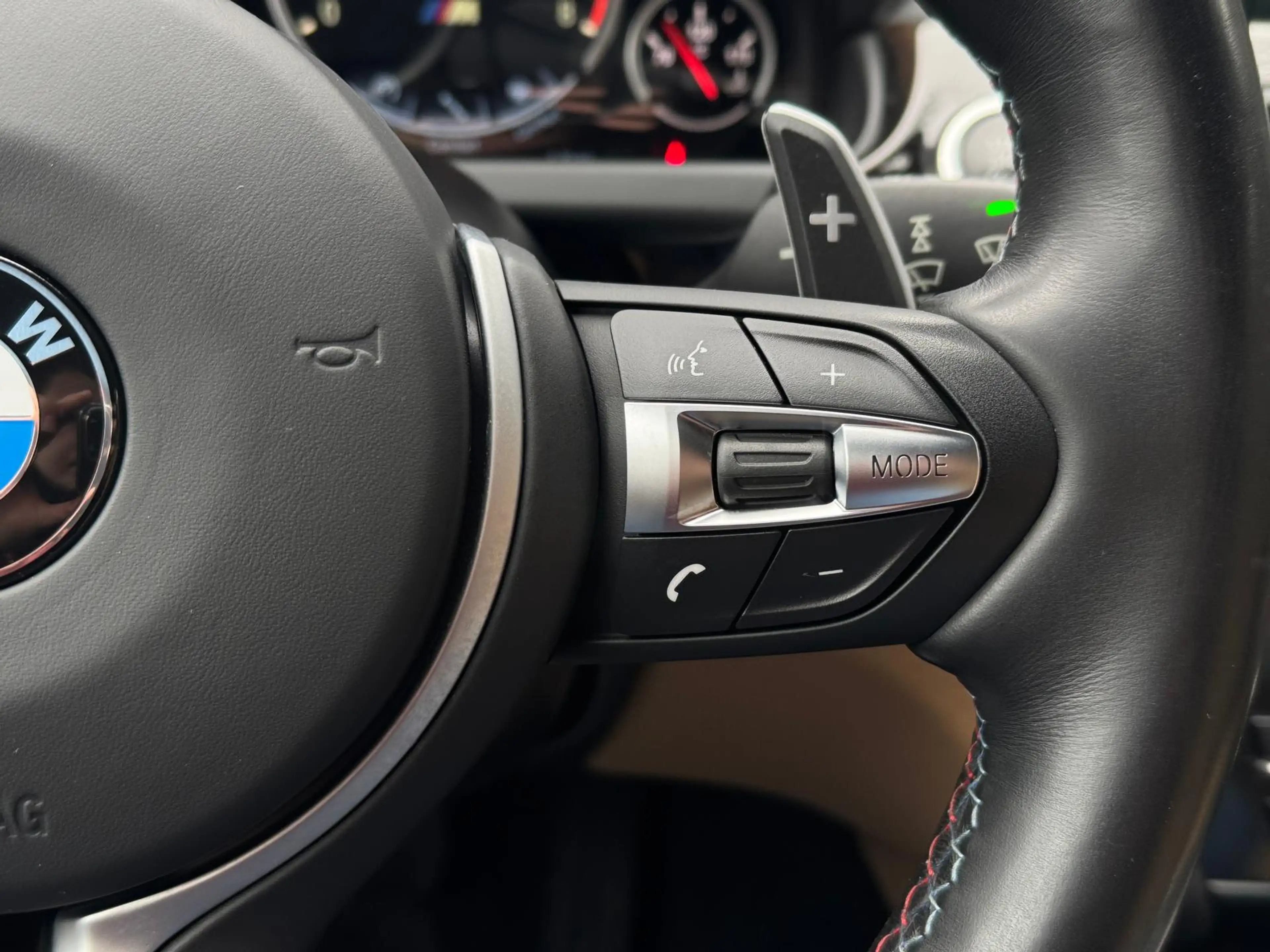 BMW M6 V8 Coupe B&O LED MerinoBiColor Soft Close TV — photo 14