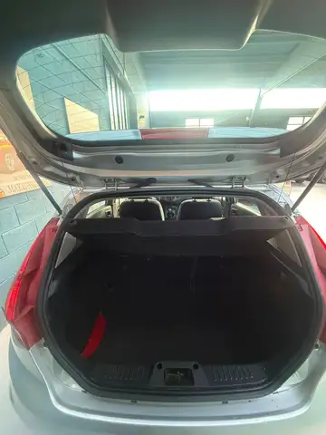 Ford Fiesta view 6