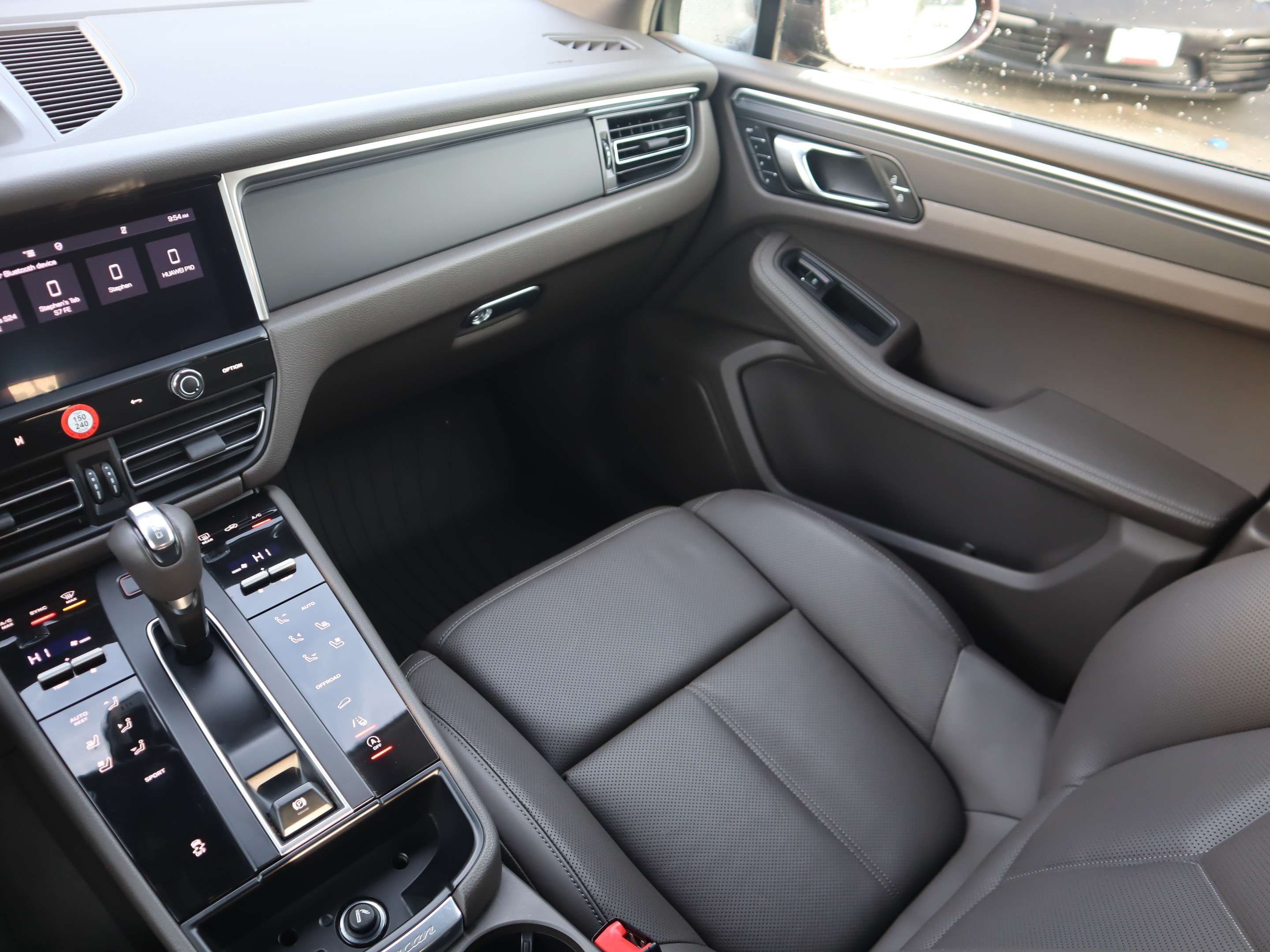 2023 Porsche Macan AWD Adaptive Cruise, CPO Warranty! thumb 17