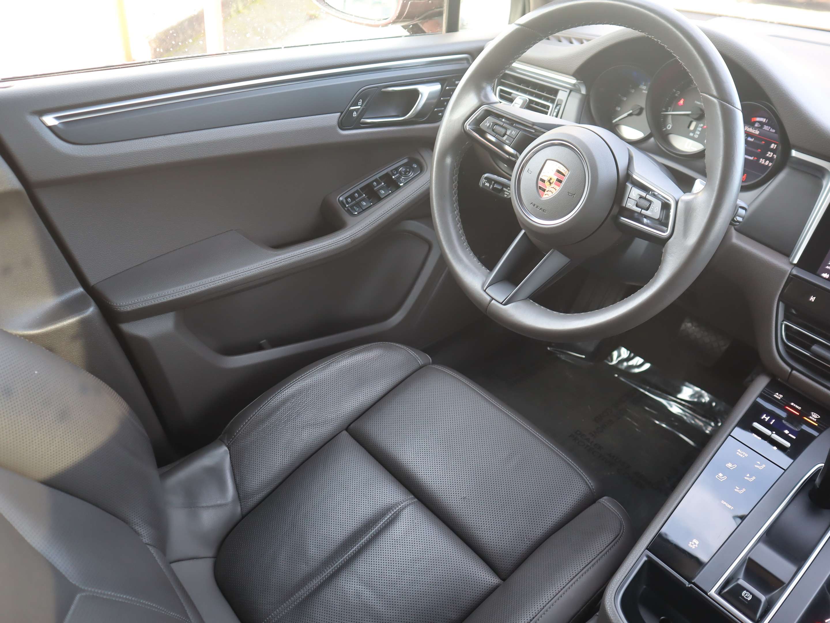 2023 Porsche Macan AWD Adaptive Cruise, CPO Warranty! thumb 15