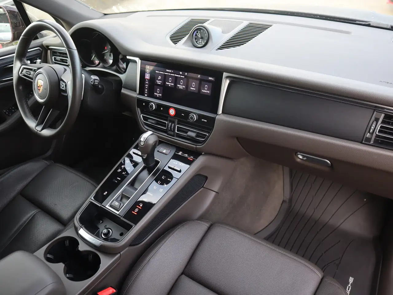 Porsche Macan снимка Porsche Macan