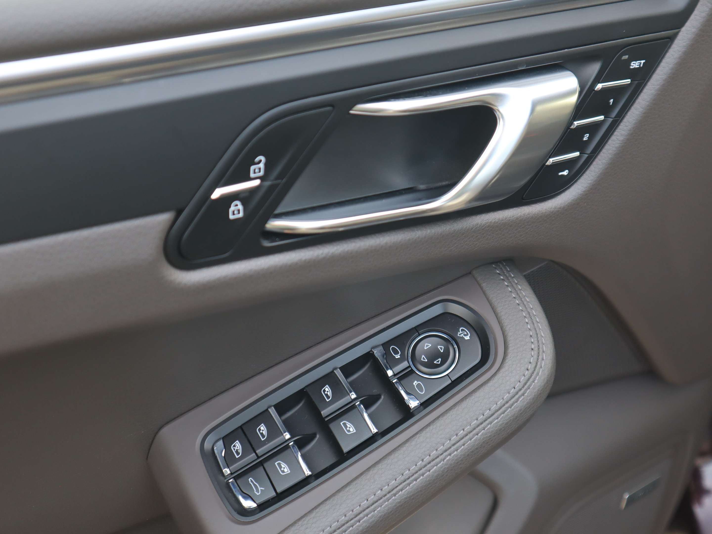 2023 Porsche Macan AWD Adaptive Cruise, CPO Warranty! thumb 11