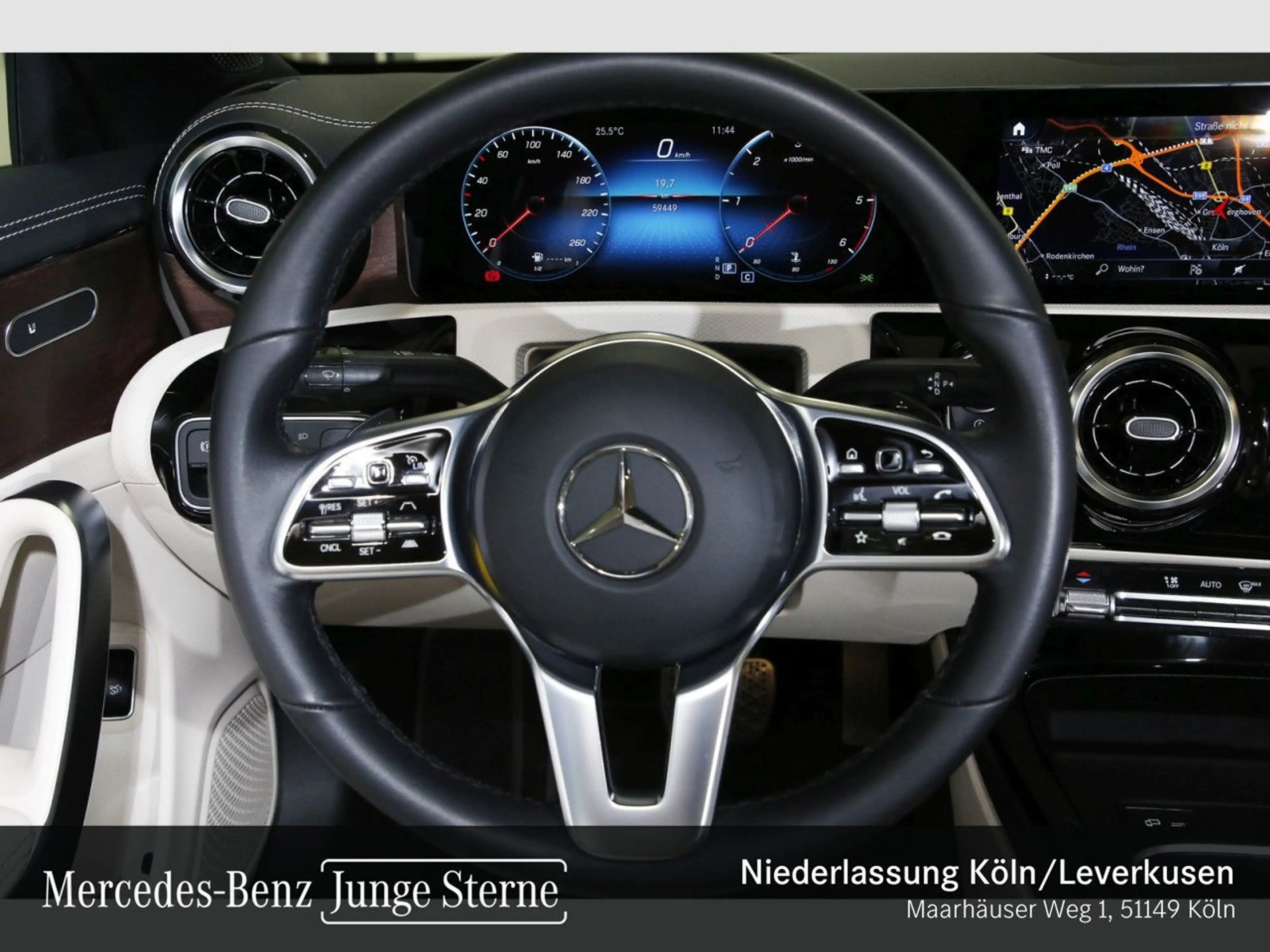 Mercedes-Benz CLA 220 d PROGRESSIVE+LED+KAMERA+8G — photo 13