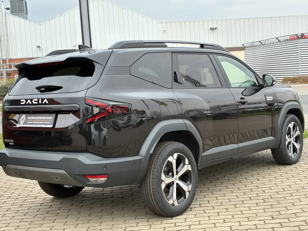 Dacia Bigster 1.8 Hybrid 155 Journey 2