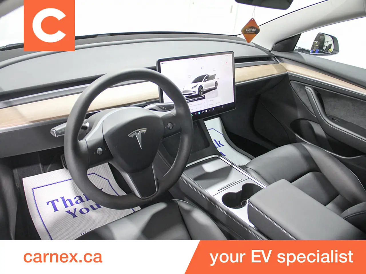 Tesla Model 3 снимка Tesla Model 3