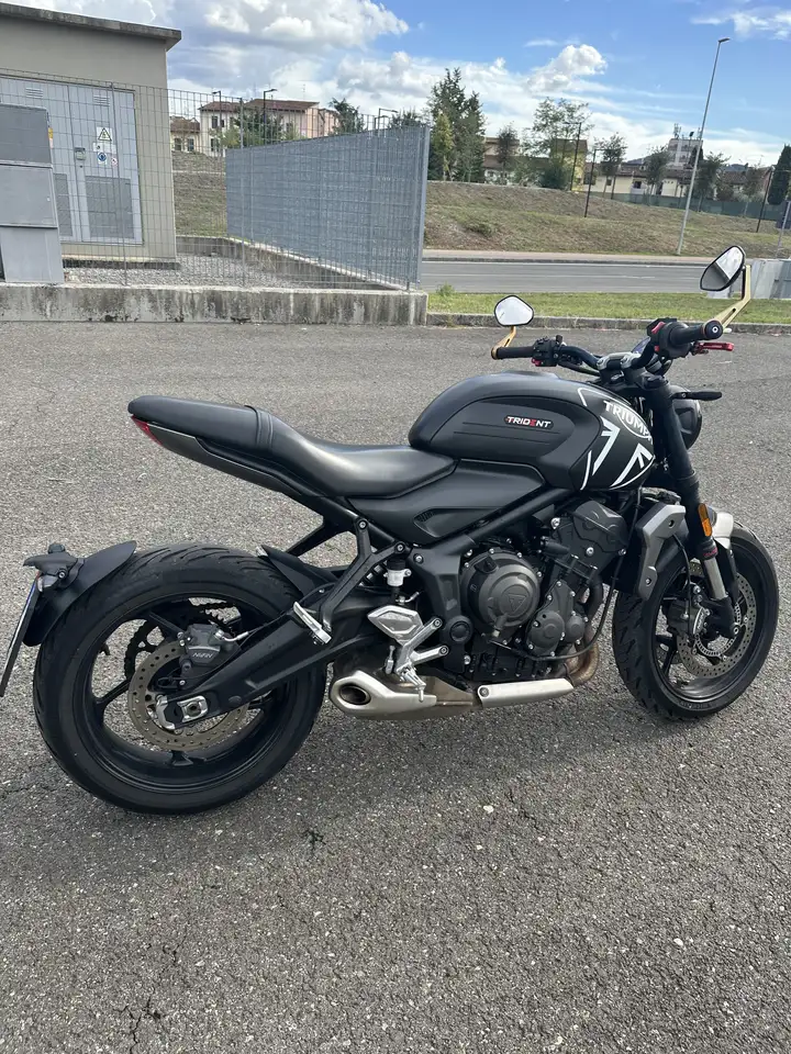 Triumph Trident 660