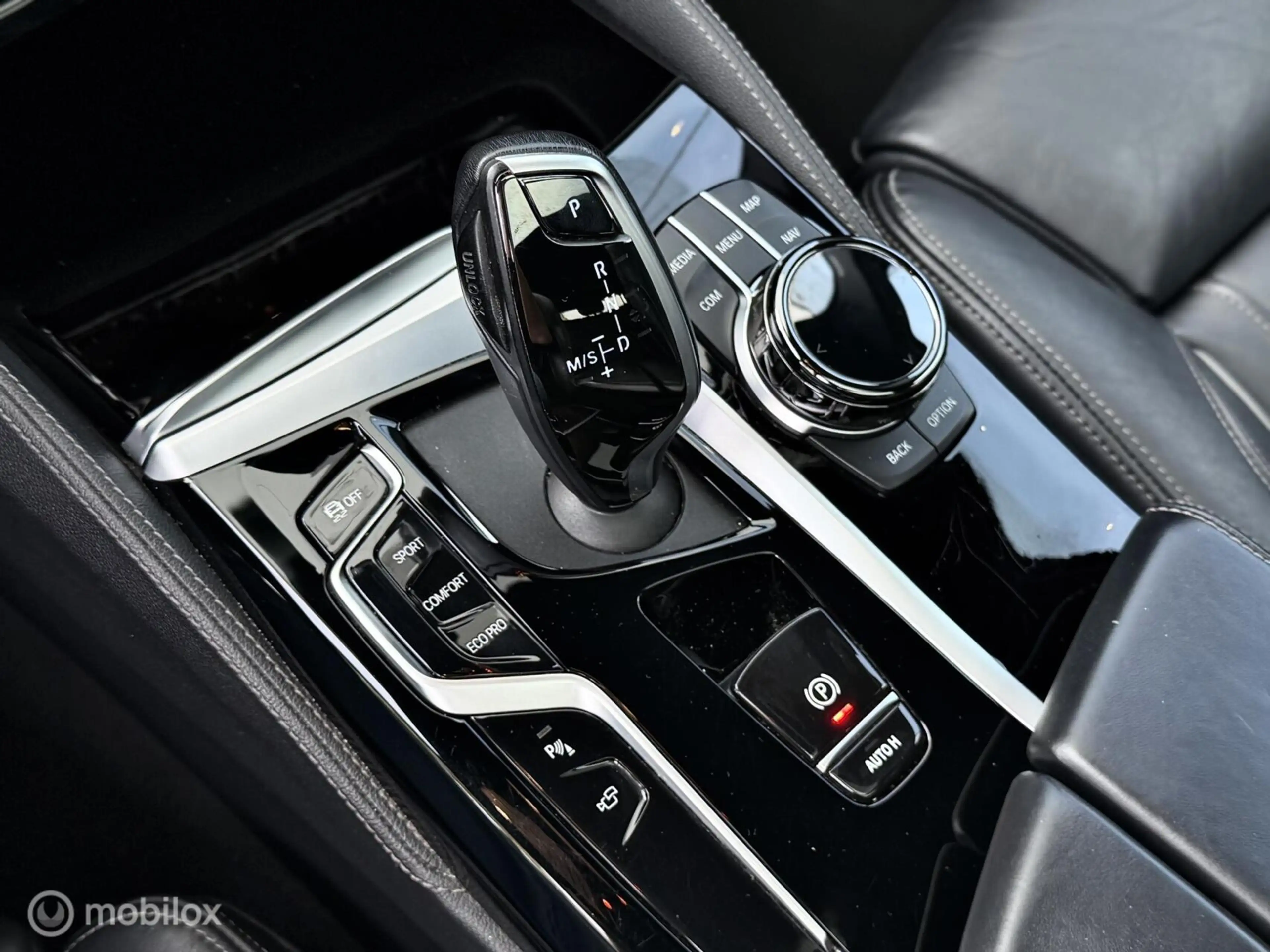 BMW 530 5-serie Touring 530i M Sport FACELIFT |Pano|H&K|HU — photo 30