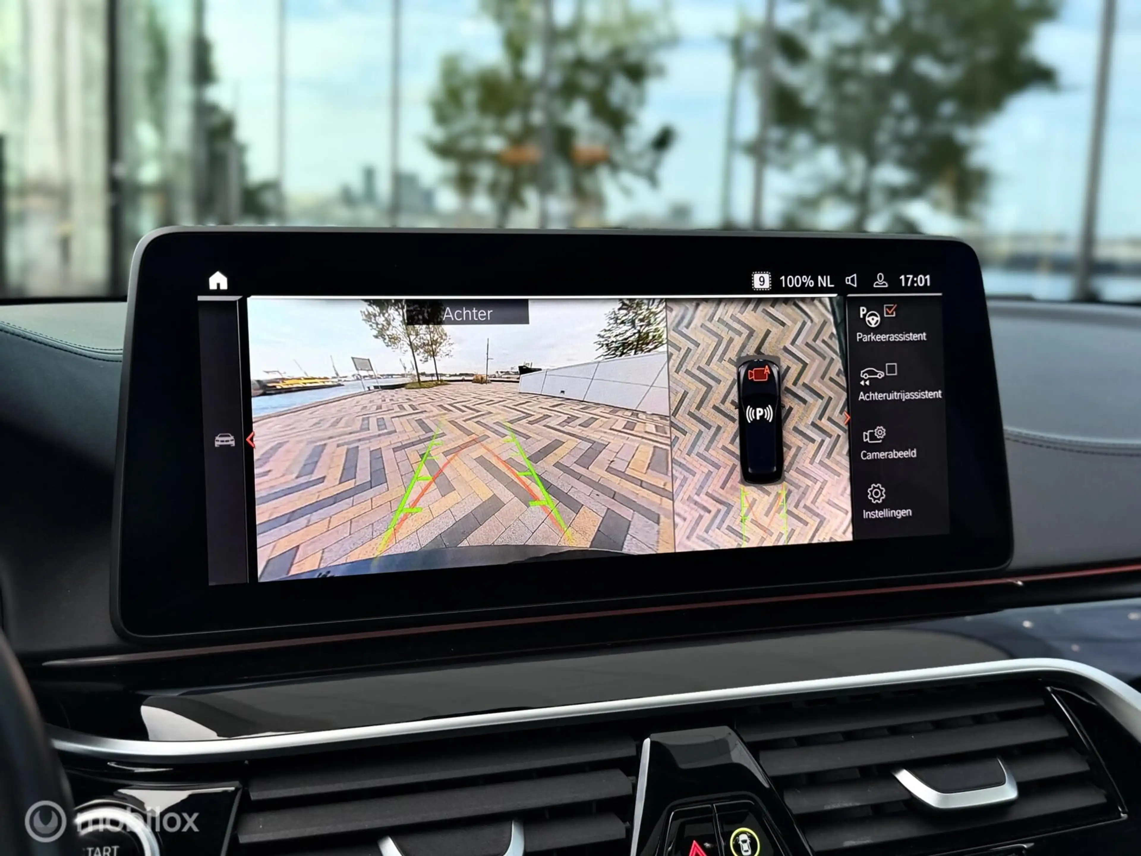 BMW 530 5-serie Touring 530i M Sport FACELIFT |Pano|H&K|HU — photo 36