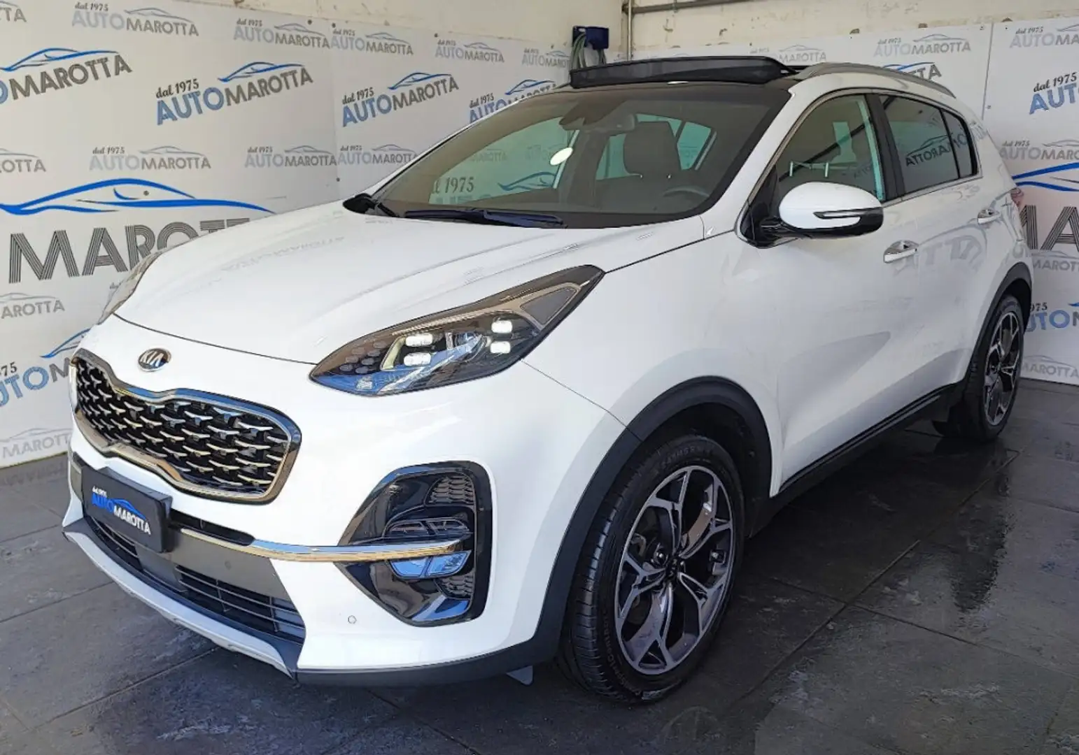 Kia Sportage 1.6 crdi mhev GT Line Plus Lounge Pack awd 136cv Bianco - 1