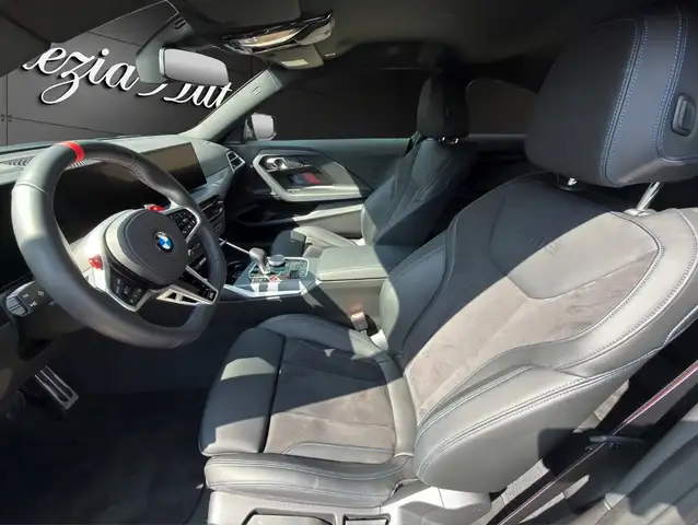 BMW M2 view 7