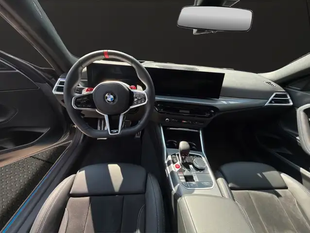 BMW M2 view 8
