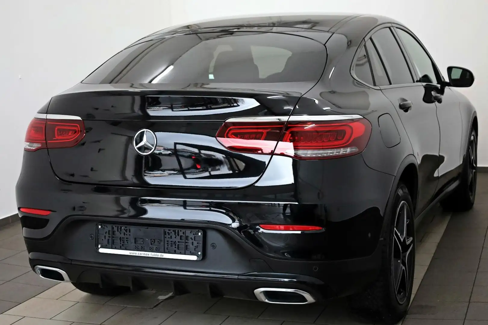 Mercedes-Benz GLC 200 d Coupe 4M AMG Line Leder,Navi,LED,Kamera Noir - 2