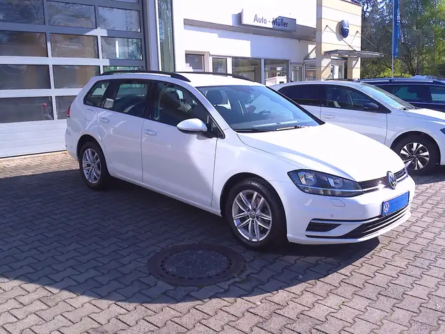 Volkswagen Golf Variant VII Comfortline*Climatronic*APS vorn+hinten