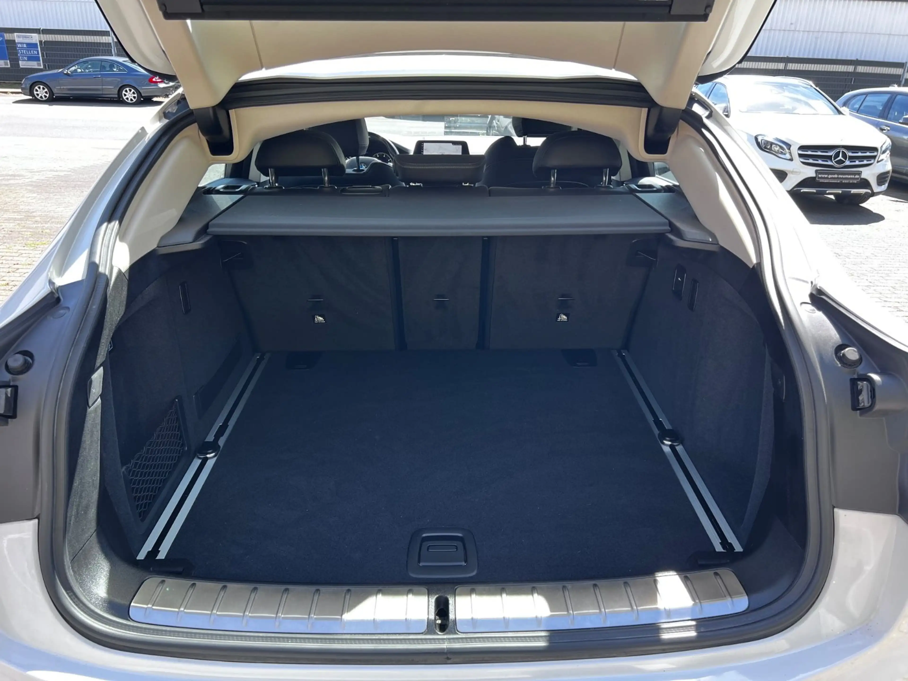 BMW X4 xDrive 20 d xLine AHK ACC 20" Innovat. — photo 6