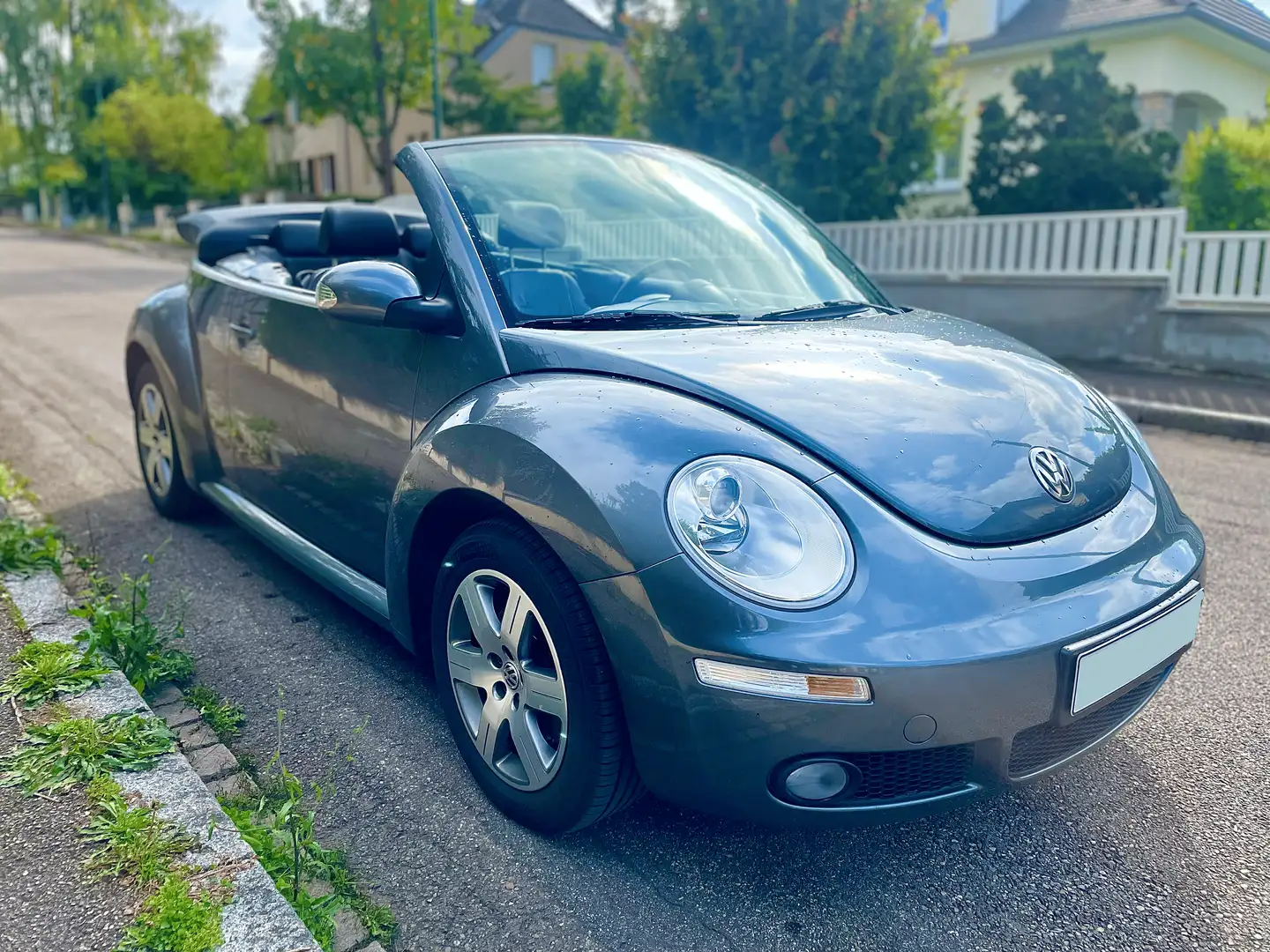 Volkswagen New Beetle New Beetle Cab 1.8 T Carat Grijs - 1