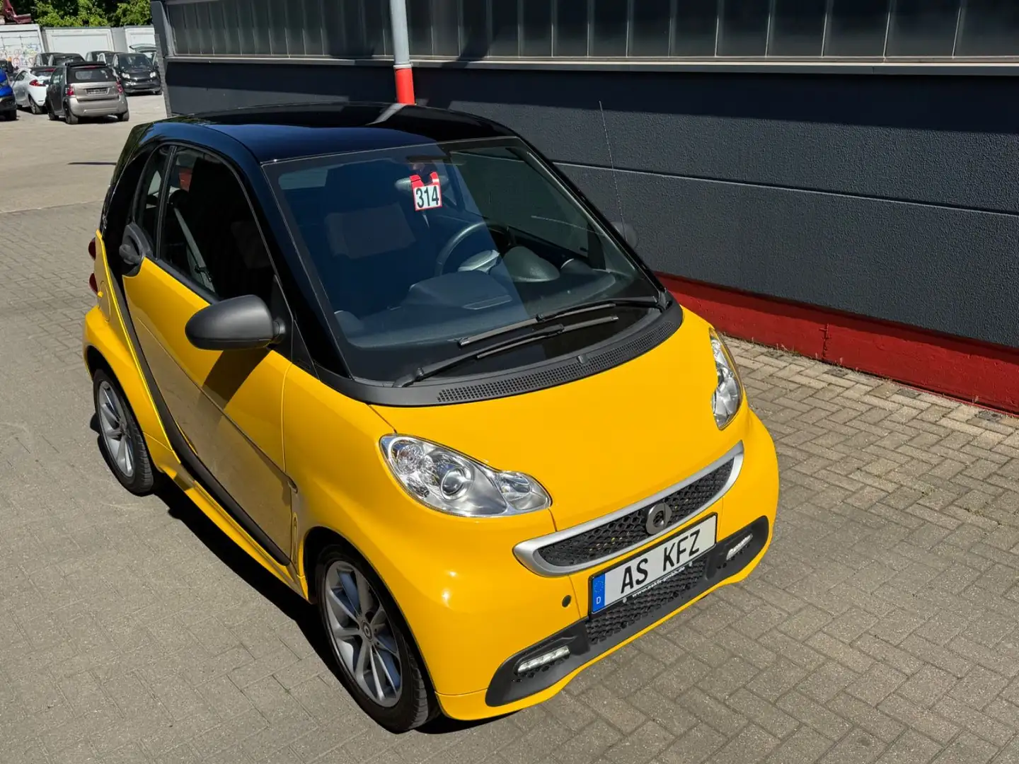 smart forTwo 451 PASSION SERVO KLIMA NAVI ALU´S Yellow - 1