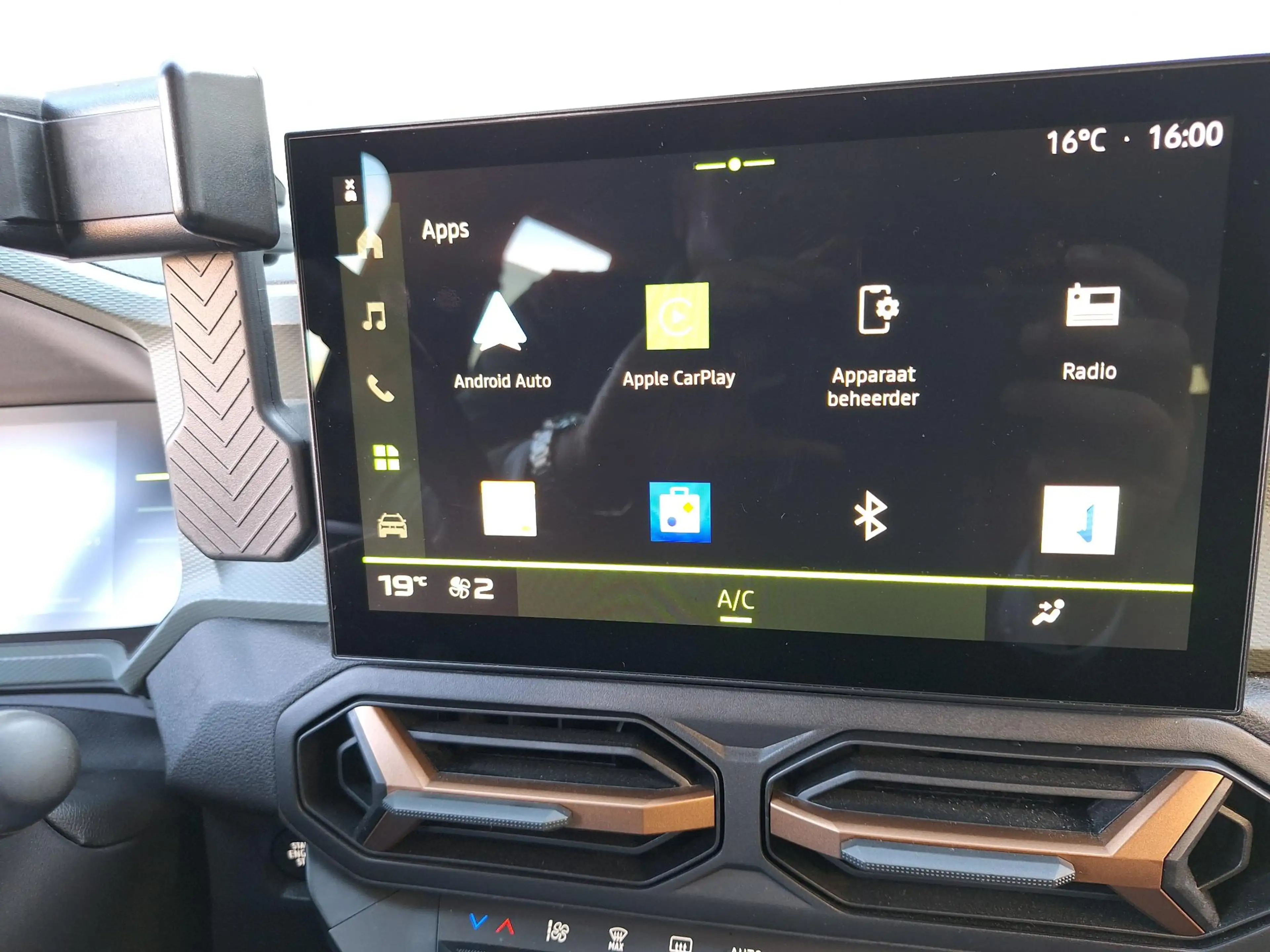 Dacia Duster 1.6 Hybrid 140 Extreme Automaat | Pack Parking | P — photo 28