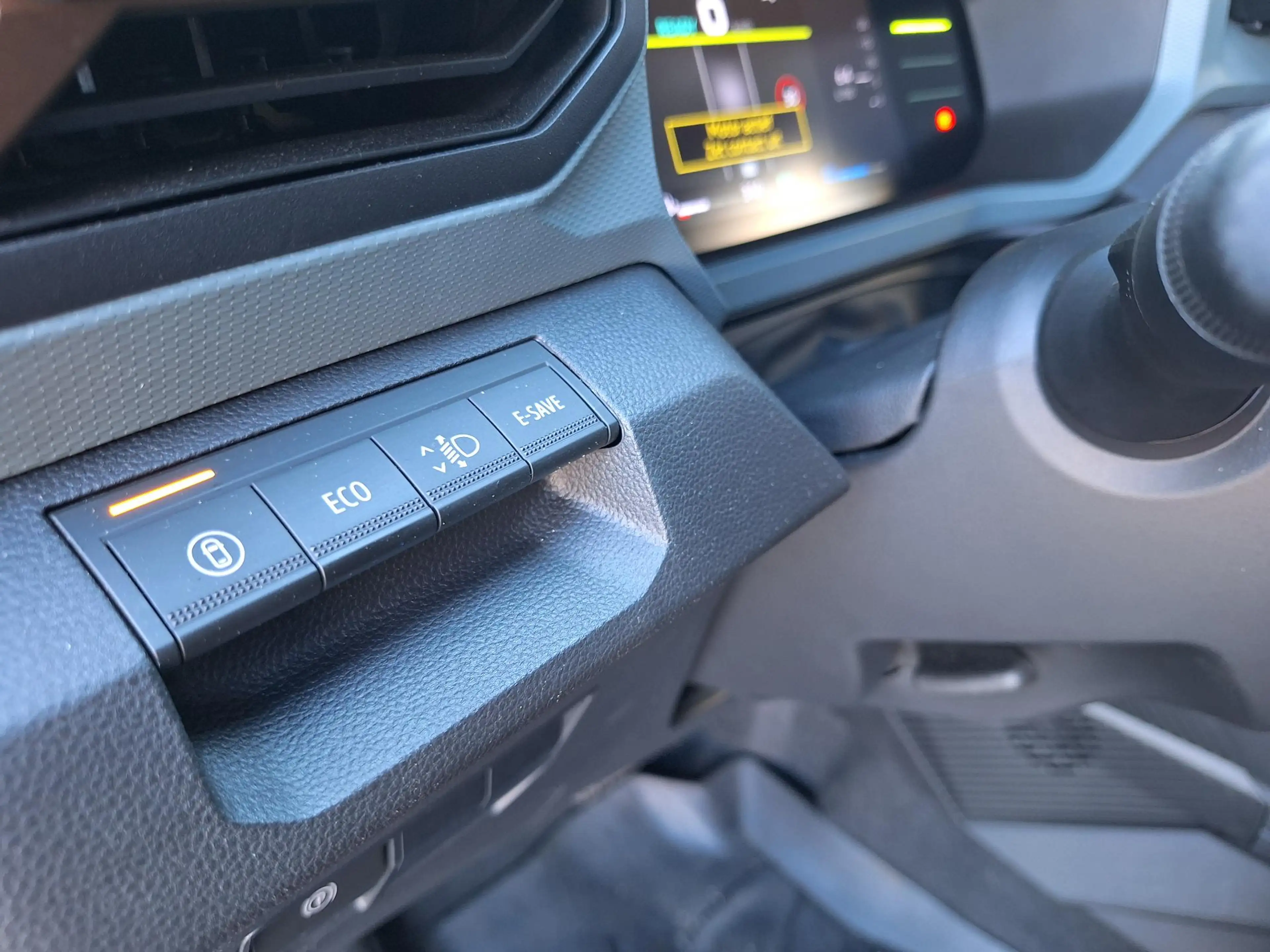Dacia Duster 1.6 Hybrid 140 Extreme Automaat | Pack Parking | P — photo 42