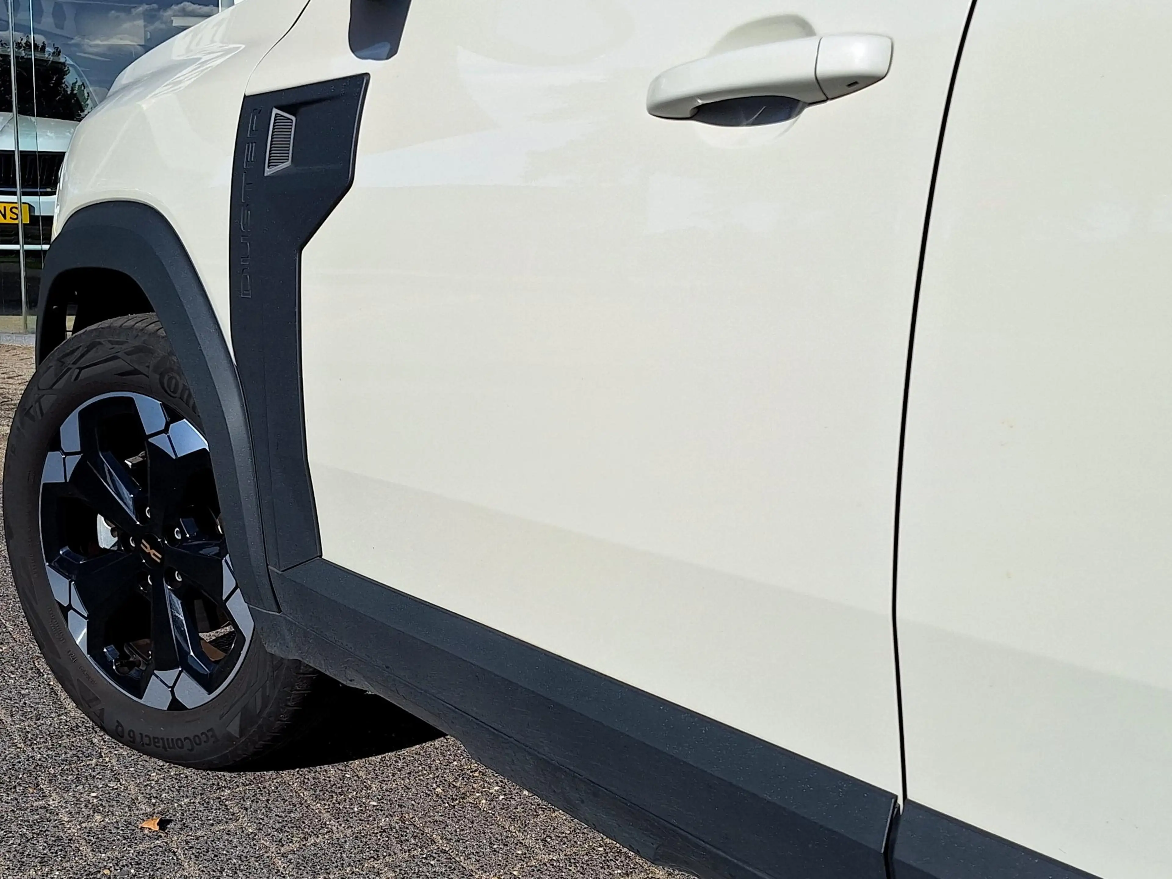 Dacia Duster 1.6 Hybrid 140 Extreme Automaat | Pack Parking | P — photo 17