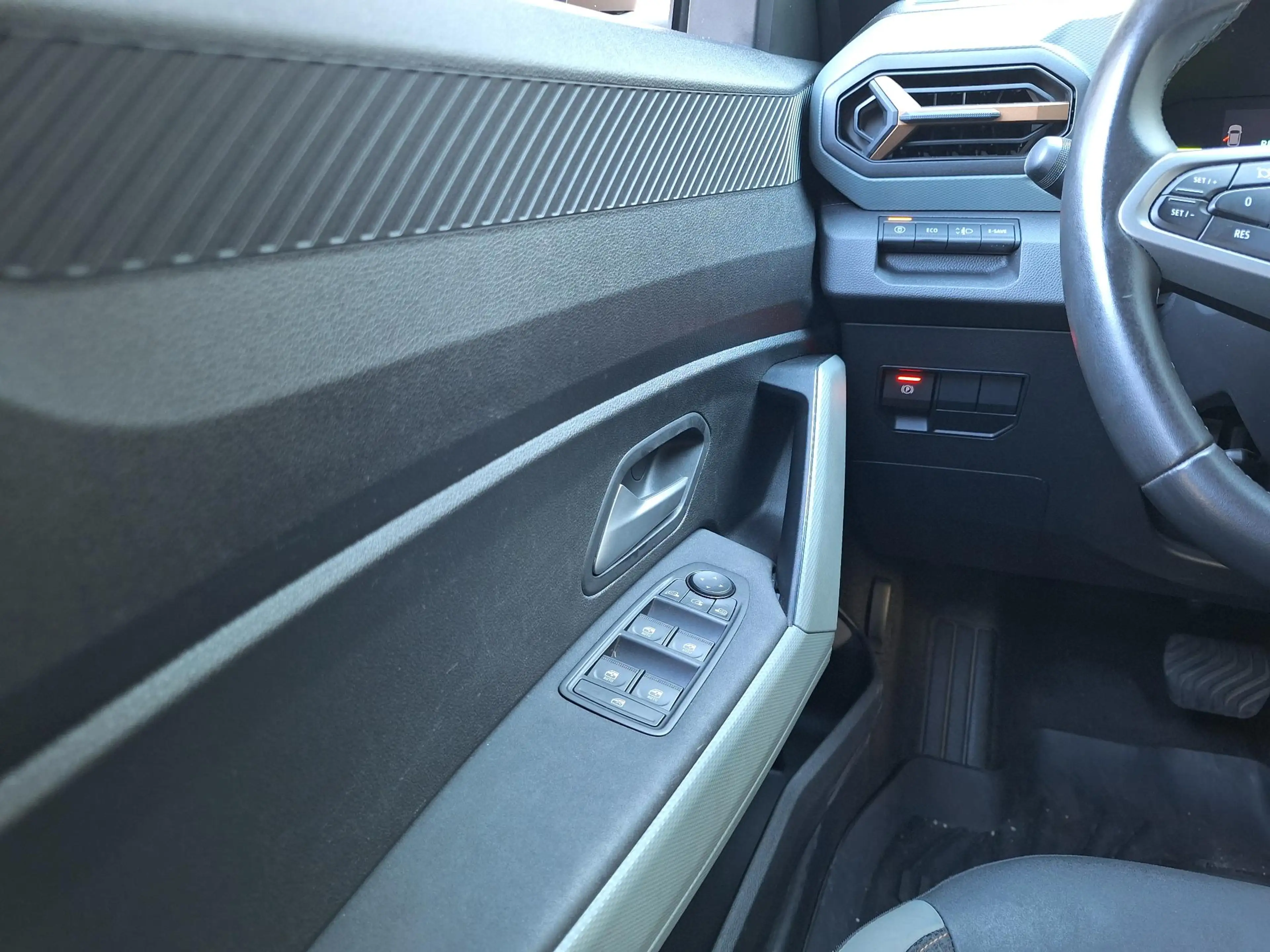 Dacia Duster 1.6 Hybrid 140 Extreme Automaat | Pack Parking | P — photo 43