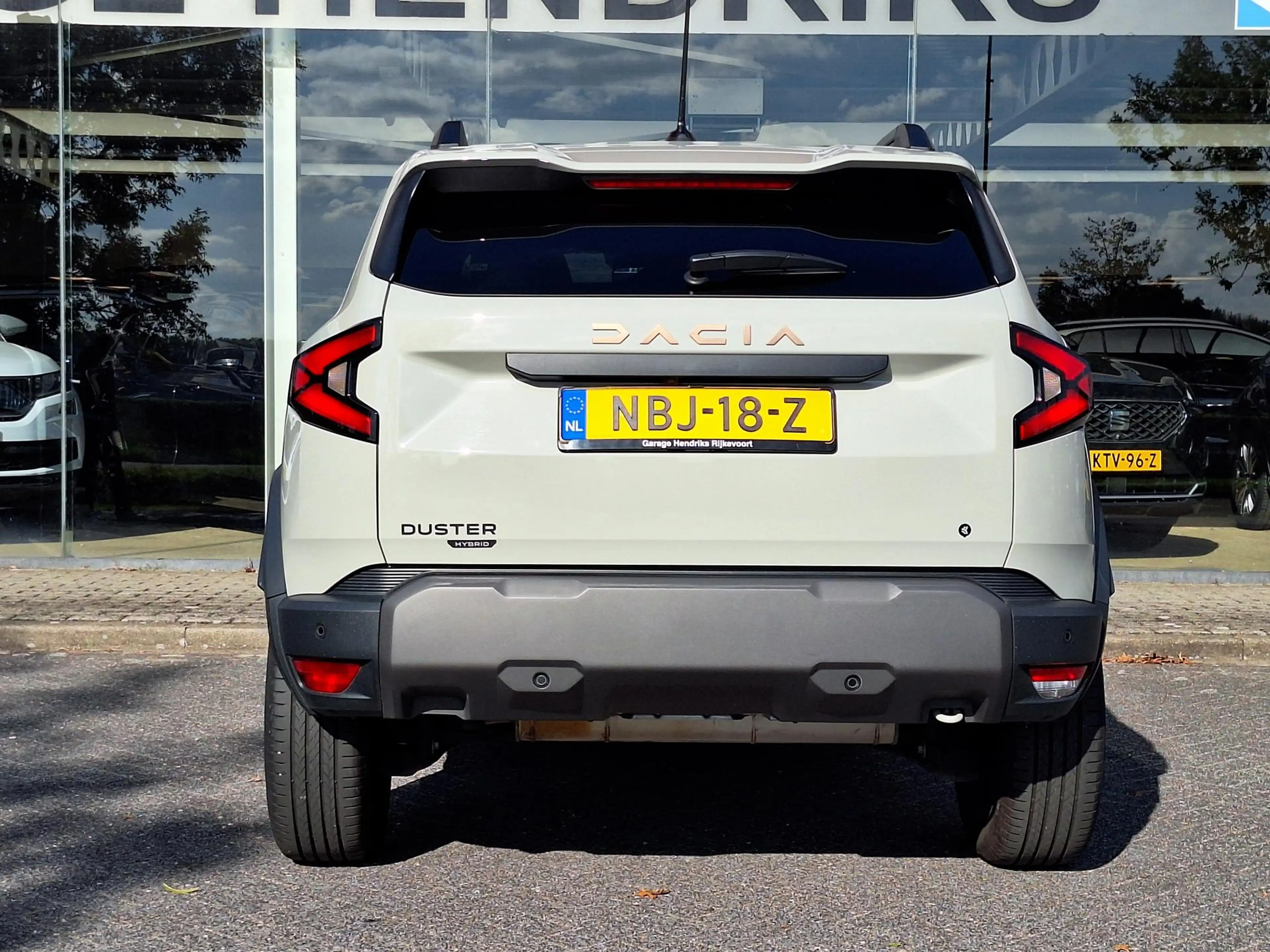 Dacia Duster 1.6 Hybrid 140 Extreme Automaat | Pack Parking | P — photo 7