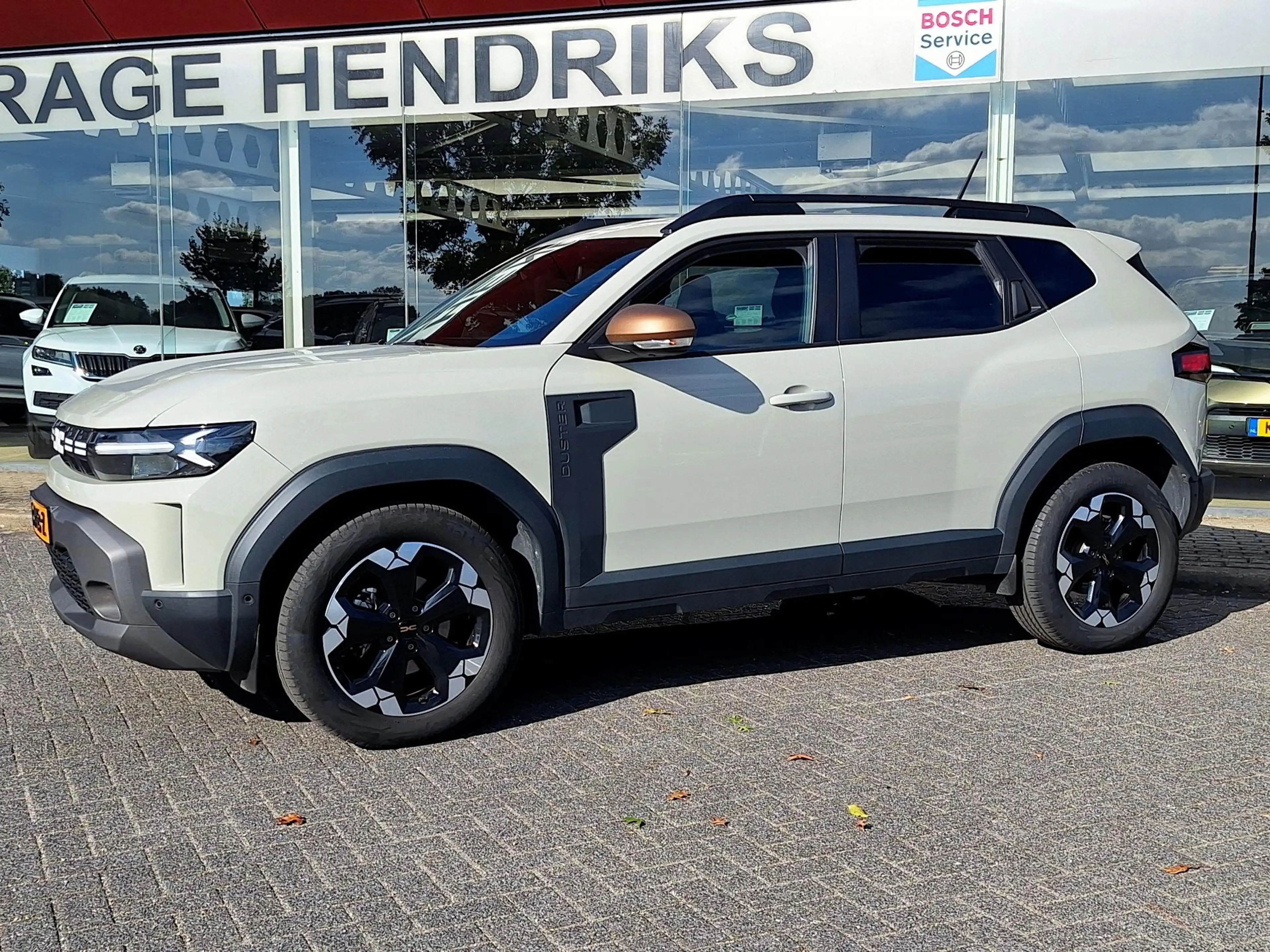 Dacia Duster 1.6 Hybrid 140 Extreme Automaat | Pack Parking | P — photo 2