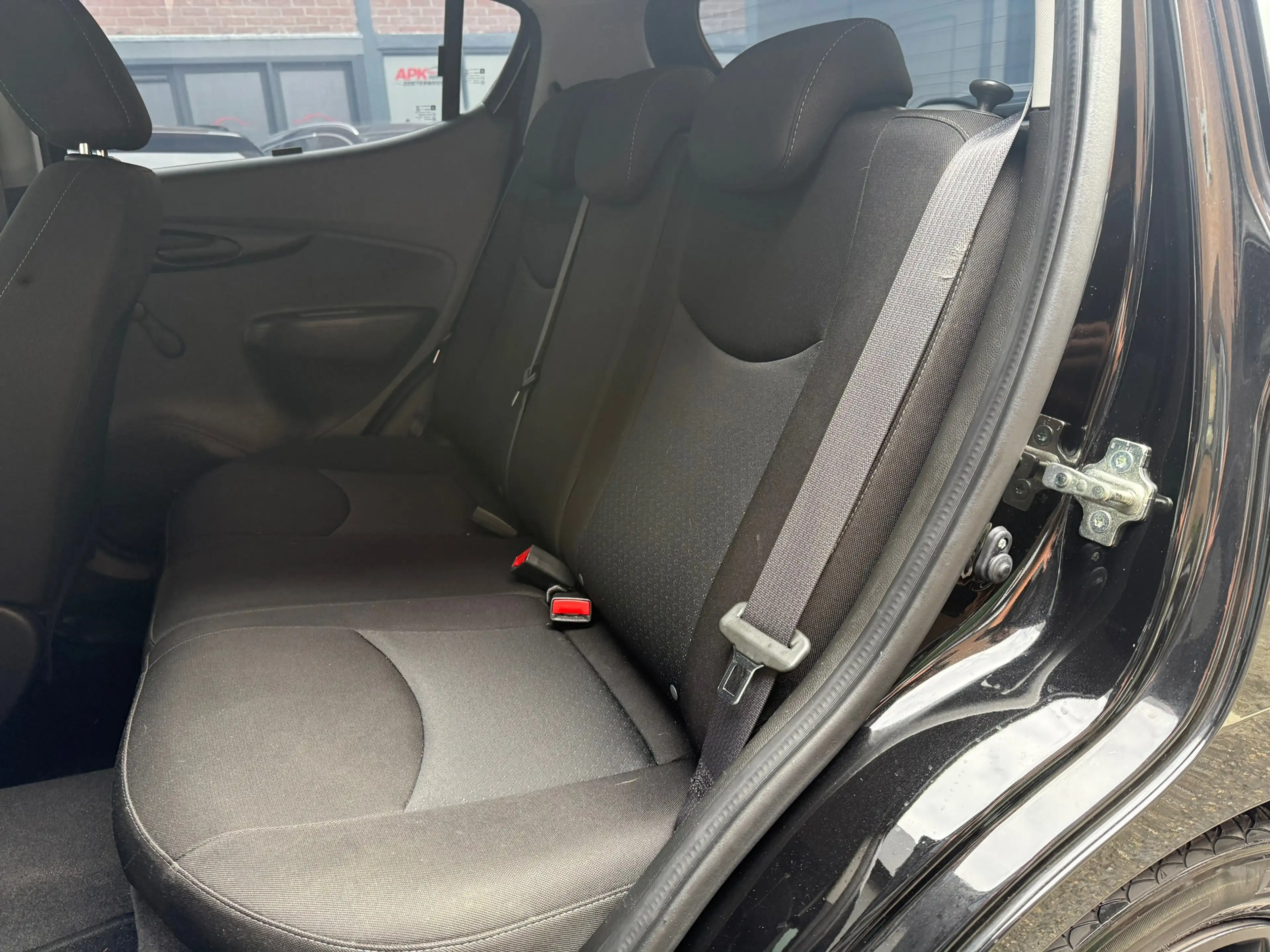 Opel Karl 1.0 ecoFLEX Edition — photo 9