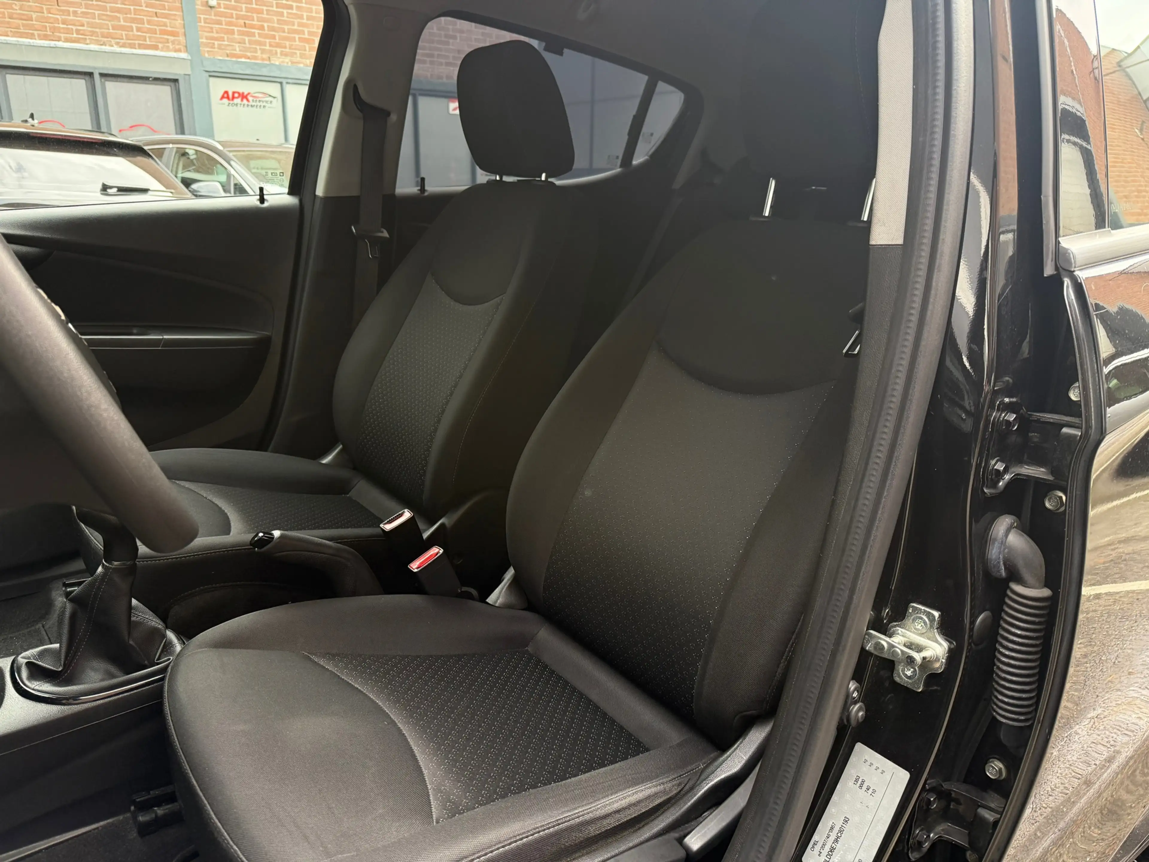 Opel Karl 1.0 ecoFLEX Edition — photo 8