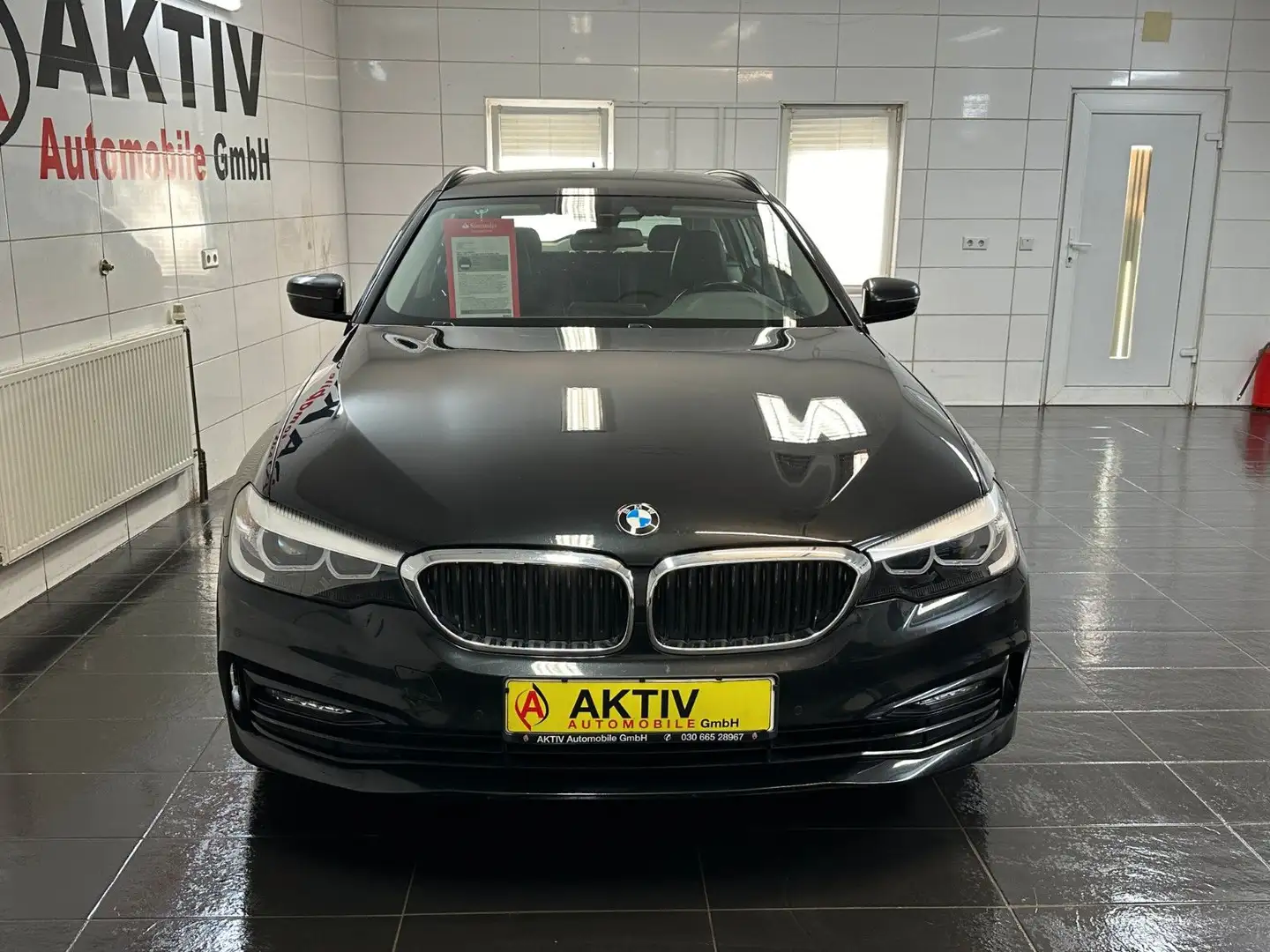 BMW 520 d Touring xDrive Sport Line Noir - 2