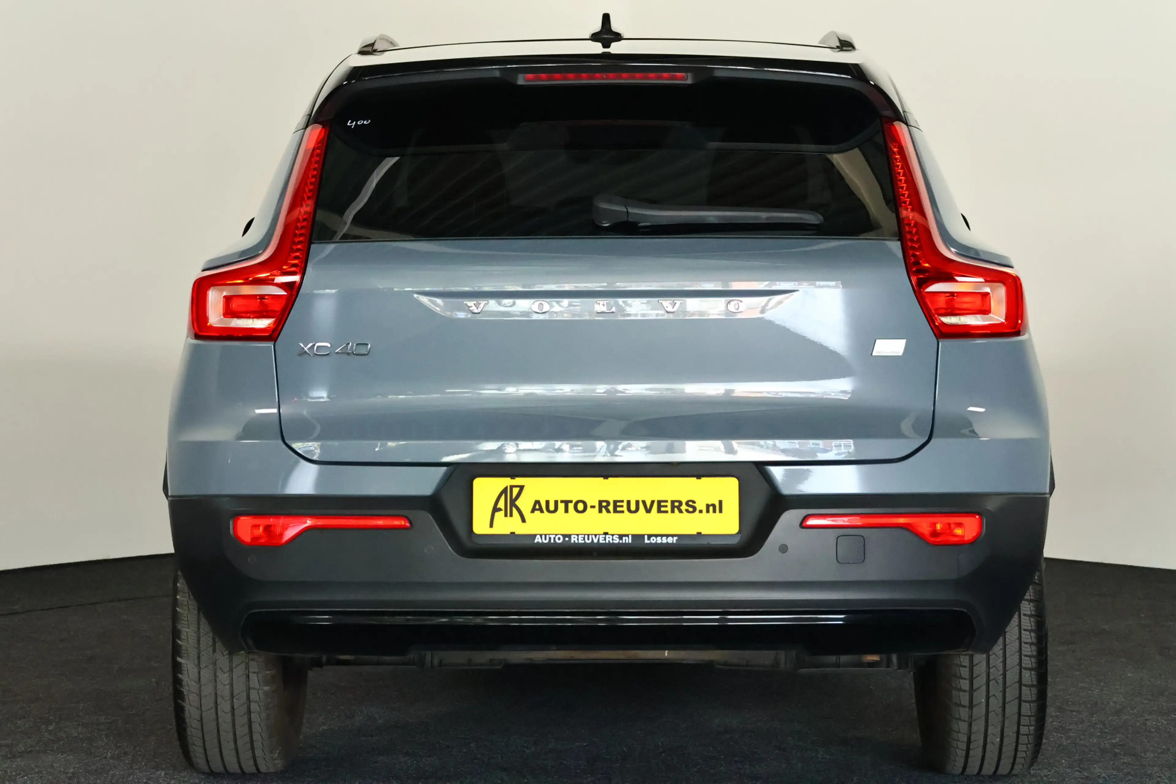 Volvo XC40 1.5 T5 Recharge R-Design / LED / Navi / CarPlay / — photo 9