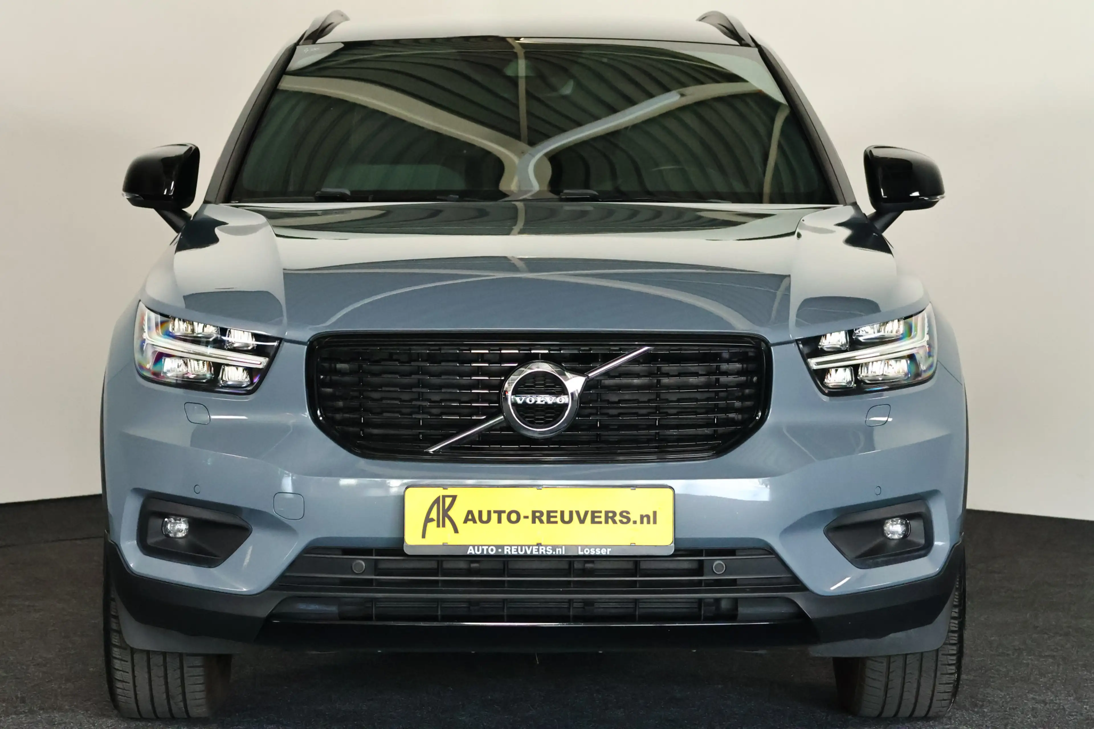 Volvo XC40 1.5 T5 Recharge R-Design / LED / Navi / CarPlay / — photo 8