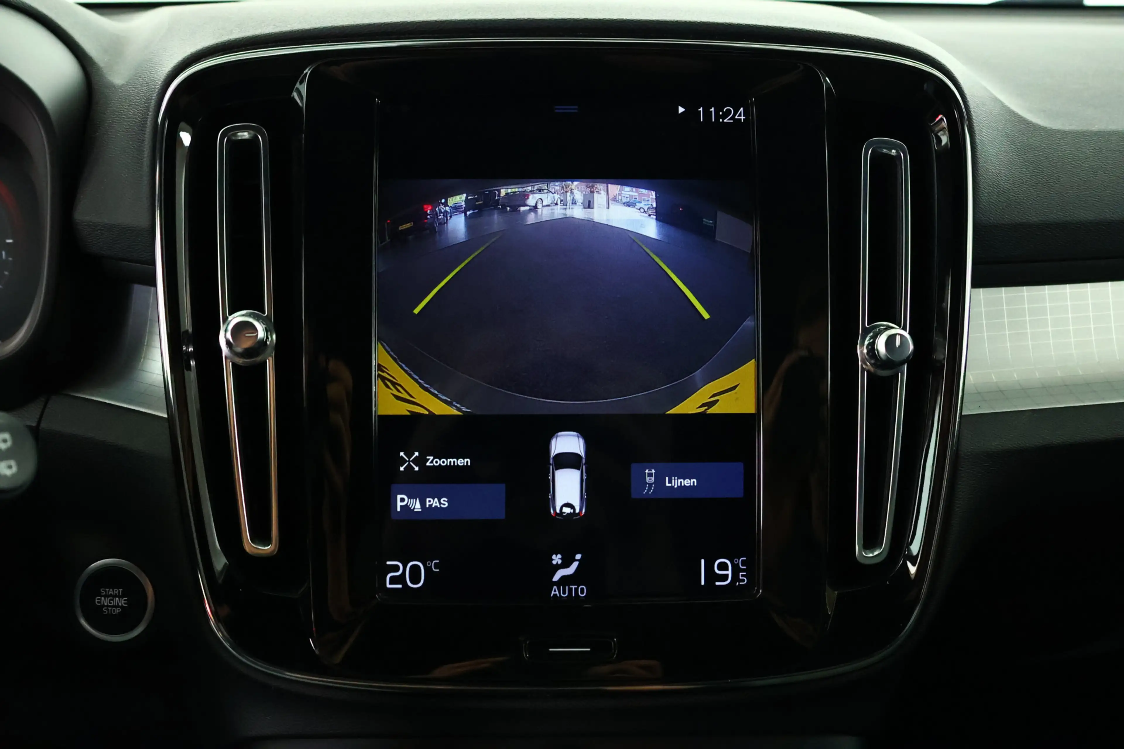 Volvo XC40 1.5 T5 Recharge R-Design / LED / Navi / CarPlay / — photo 22