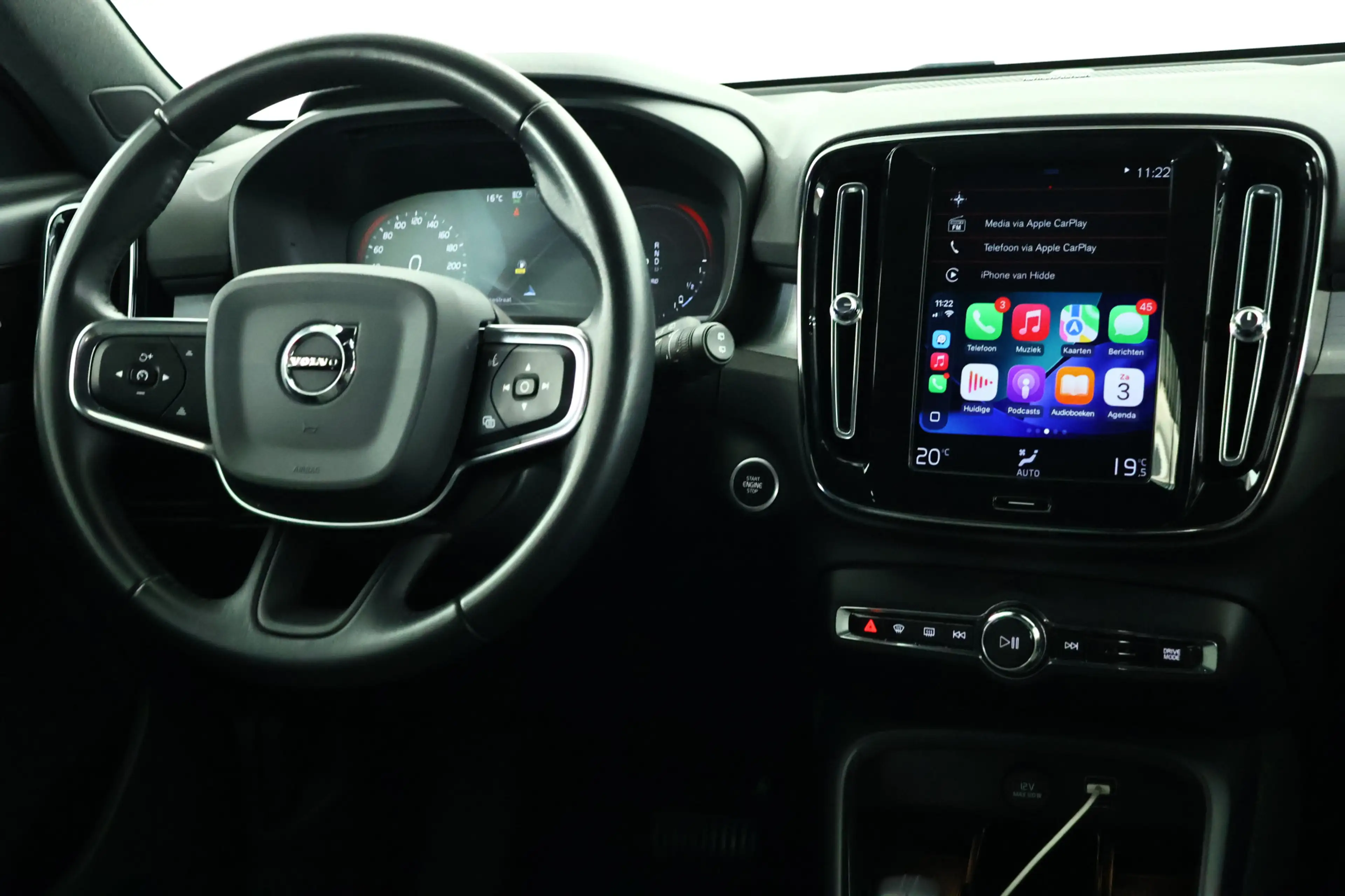 Volvo XC40 1.5 T5 Recharge R-Design / LED / Navi / CarPlay / — photo 15