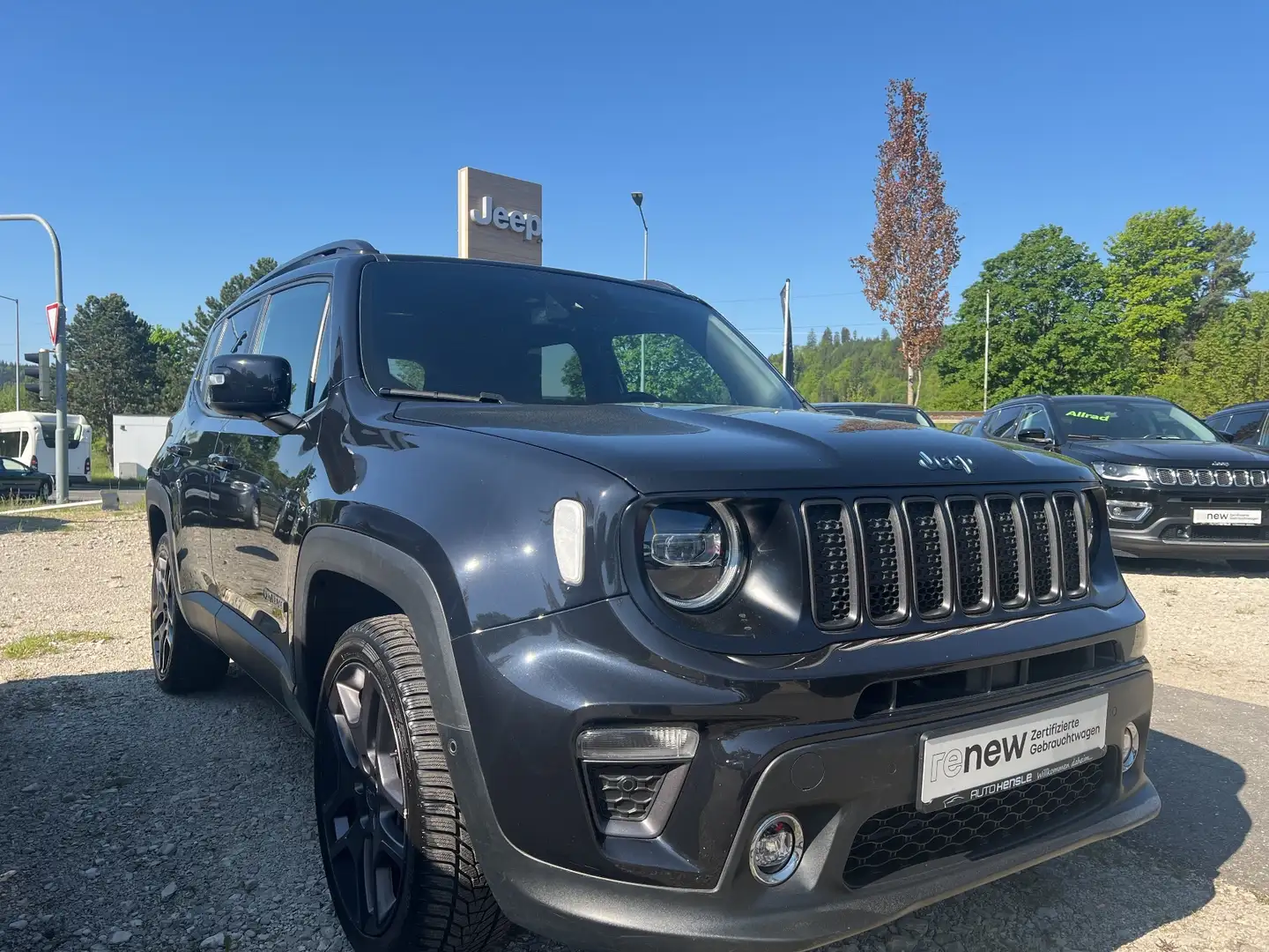 Jeep Renegade 1.3 Plug-In Hybrid 4xe S Schwarz - 2