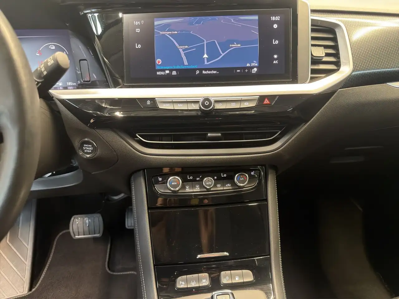 Opel Grandland X Hybrid 1.6*KAMERA*PDC*SITZHZG* 14