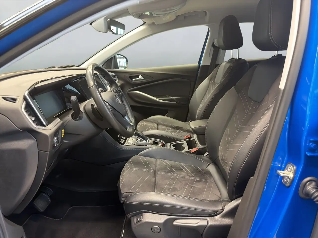 Opel Grandland X Hybrid 1.6*KAMERA*PDC*SITZHZG* 10