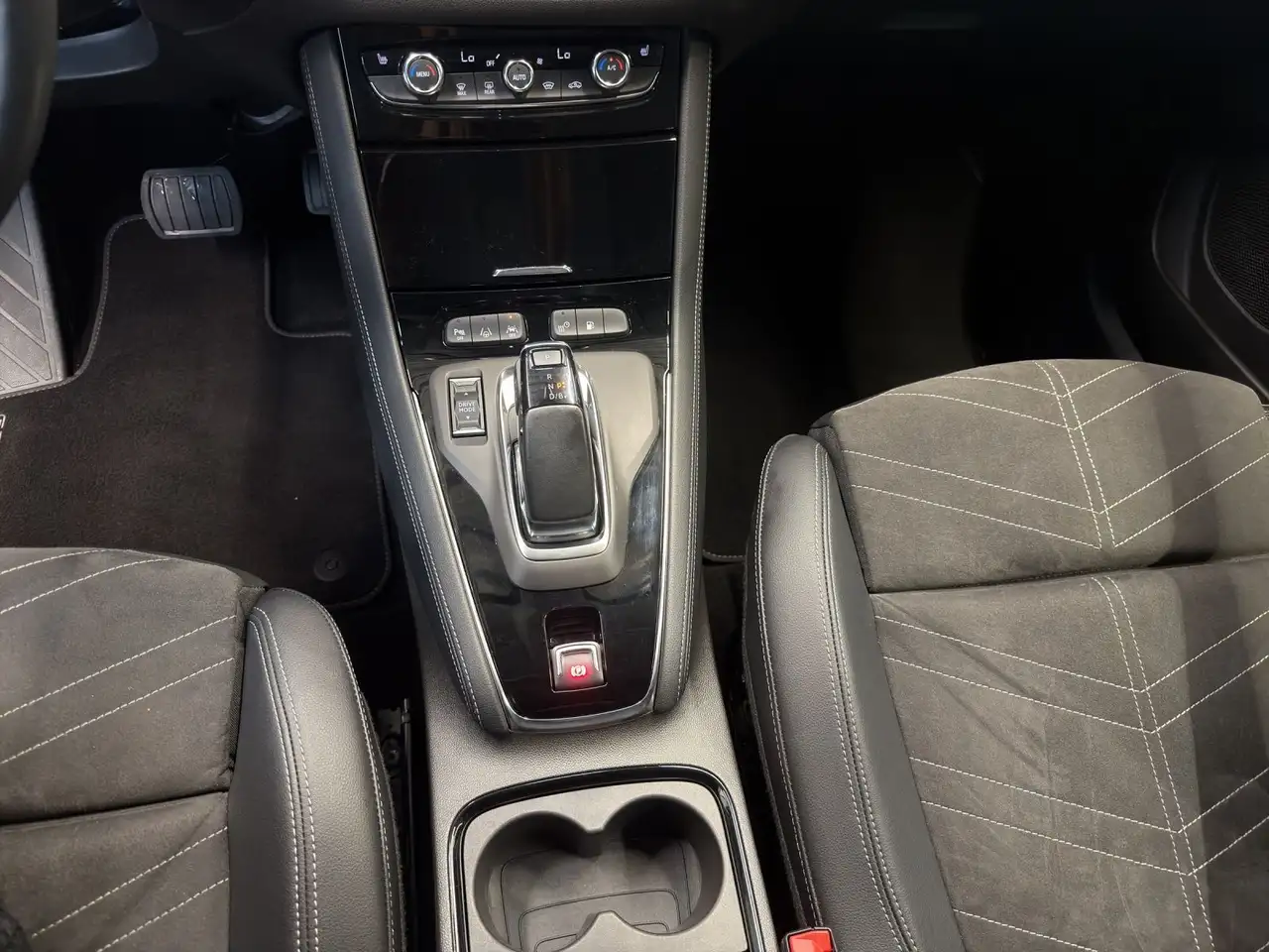 Opel Grandland X Hybrid 1.6*KAMERA*PDC*SITZHZG* 13
