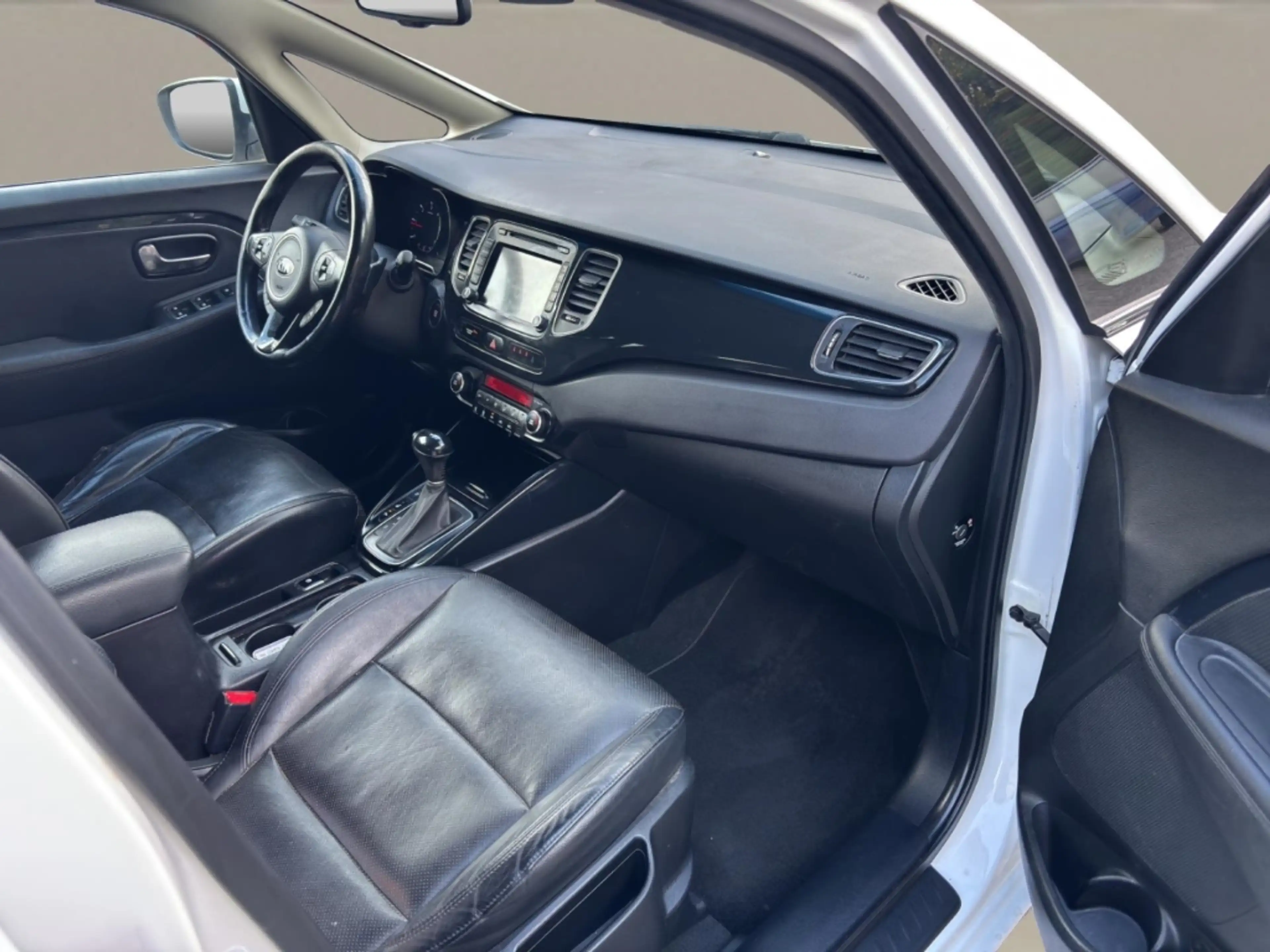 Kia Carens 7-Sitzer ,Xenon,R.Kamera,AHK,Tempomat,Sitzheizung, — photo 15