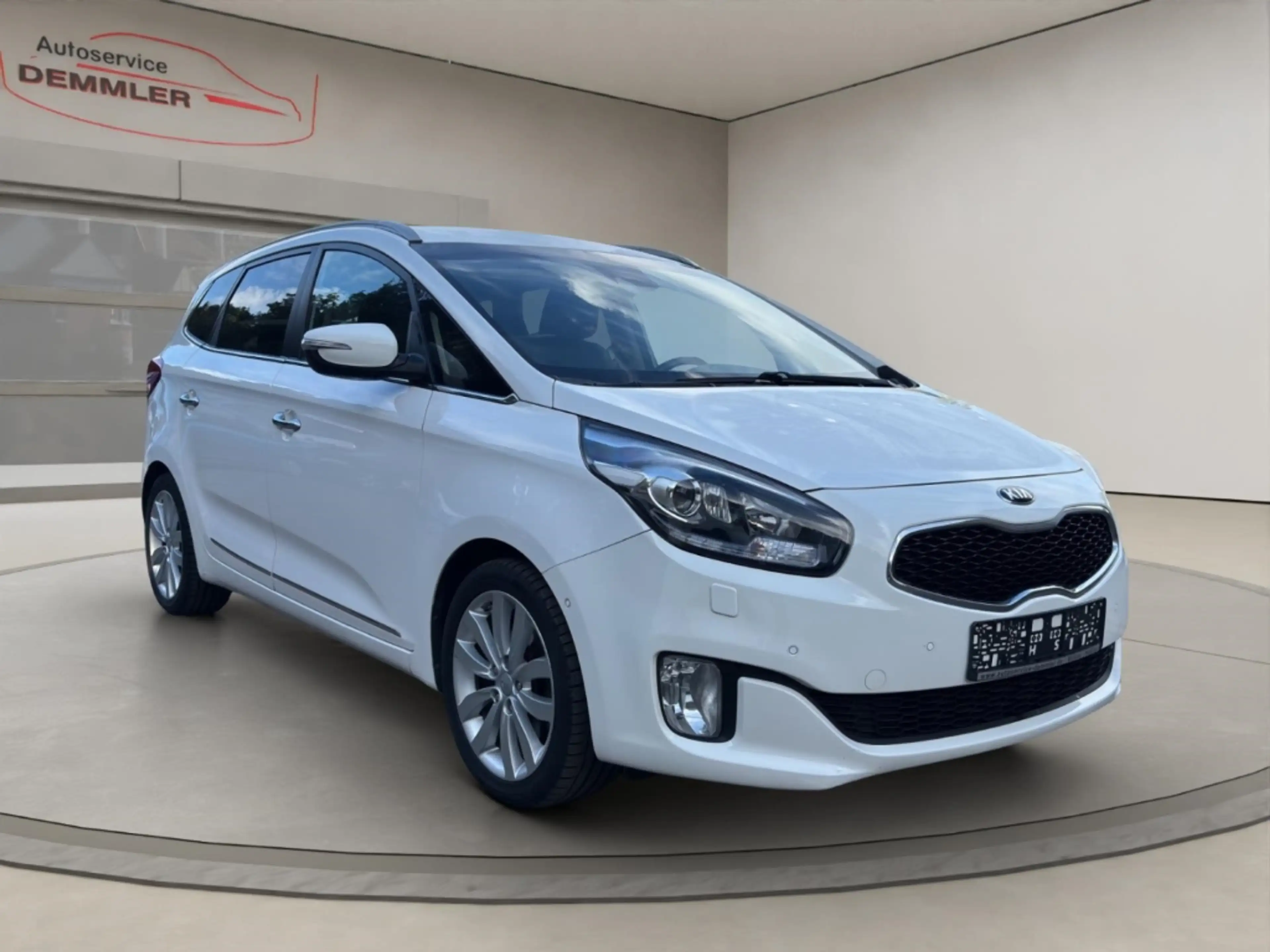 Kia Carens 7-Sitzer ,Xenon,R.Kamera,AHK,Tempomat,Sitzheizung, — photo 3