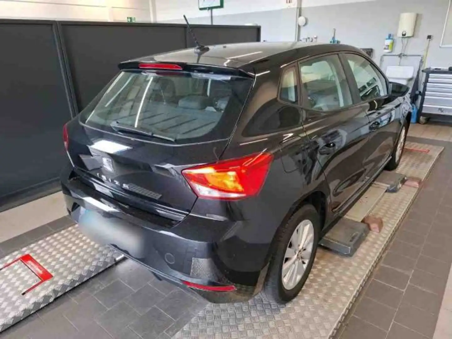 SEAT Ibiza Syle 1.0 TSI CARPLAY BEATS RFK SHZ EPH Schwarz - 2