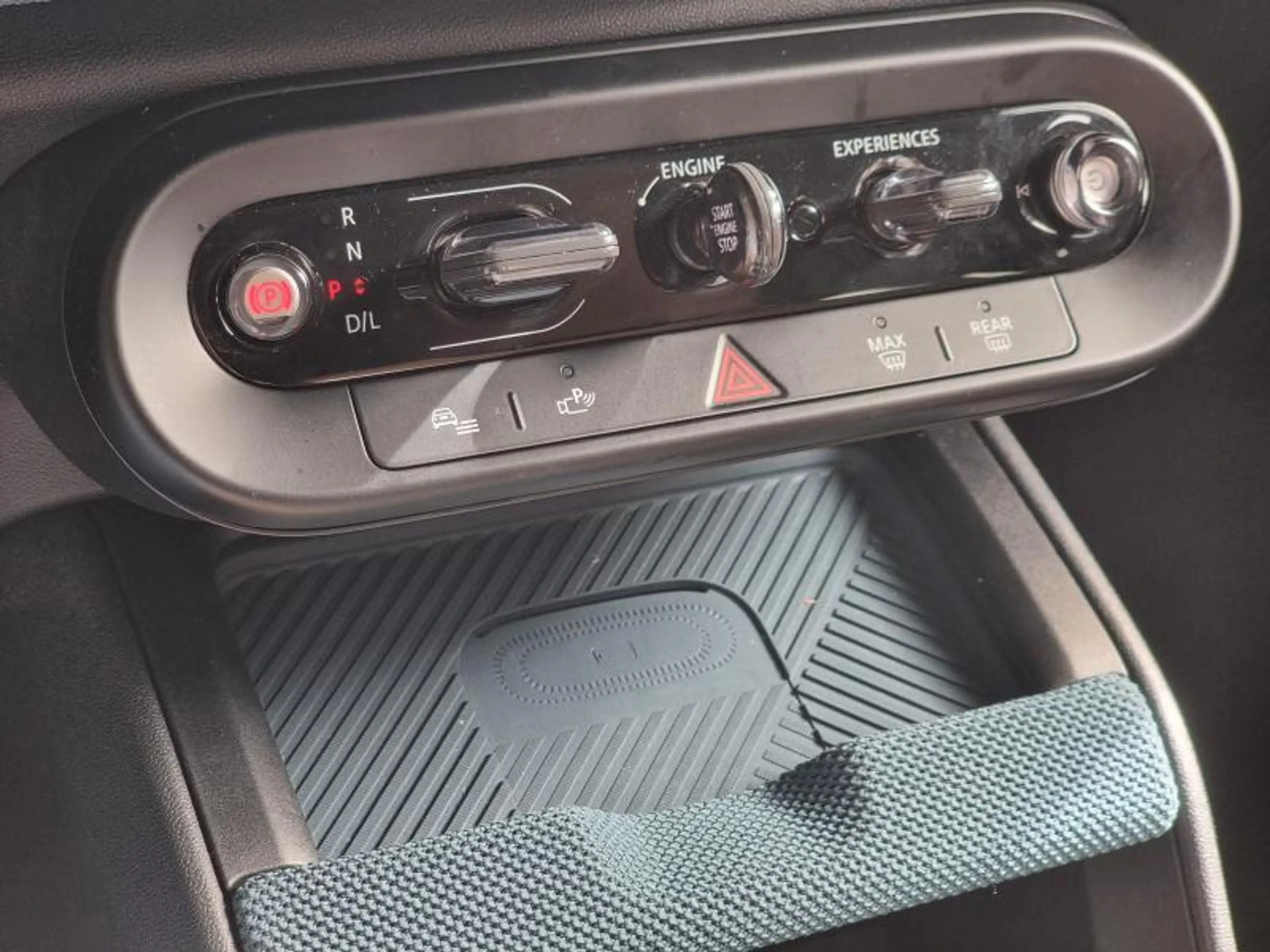MINI Countryman C Trim Favoured Pack XL — photo 10